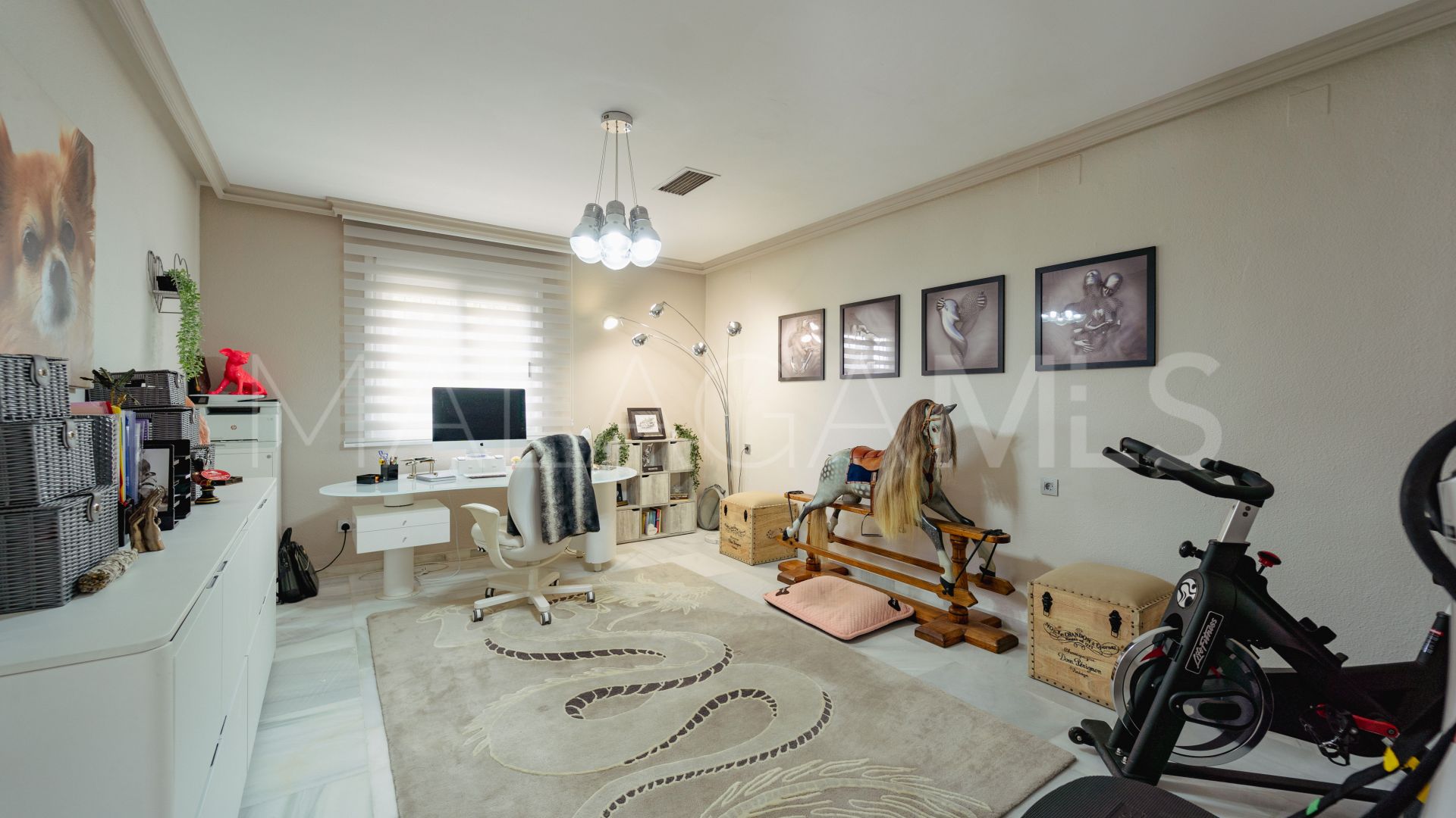 Villa for sale in Nagüeles