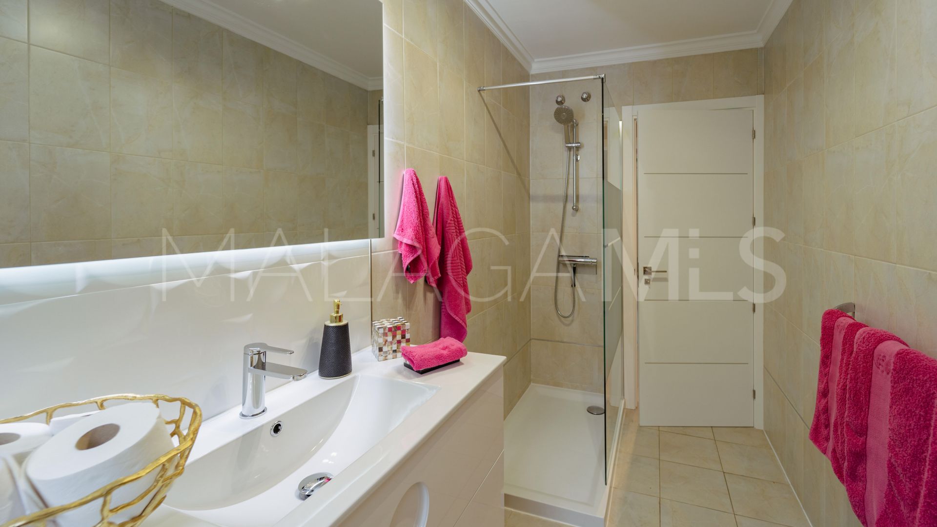 Villa for sale in Nagüeles