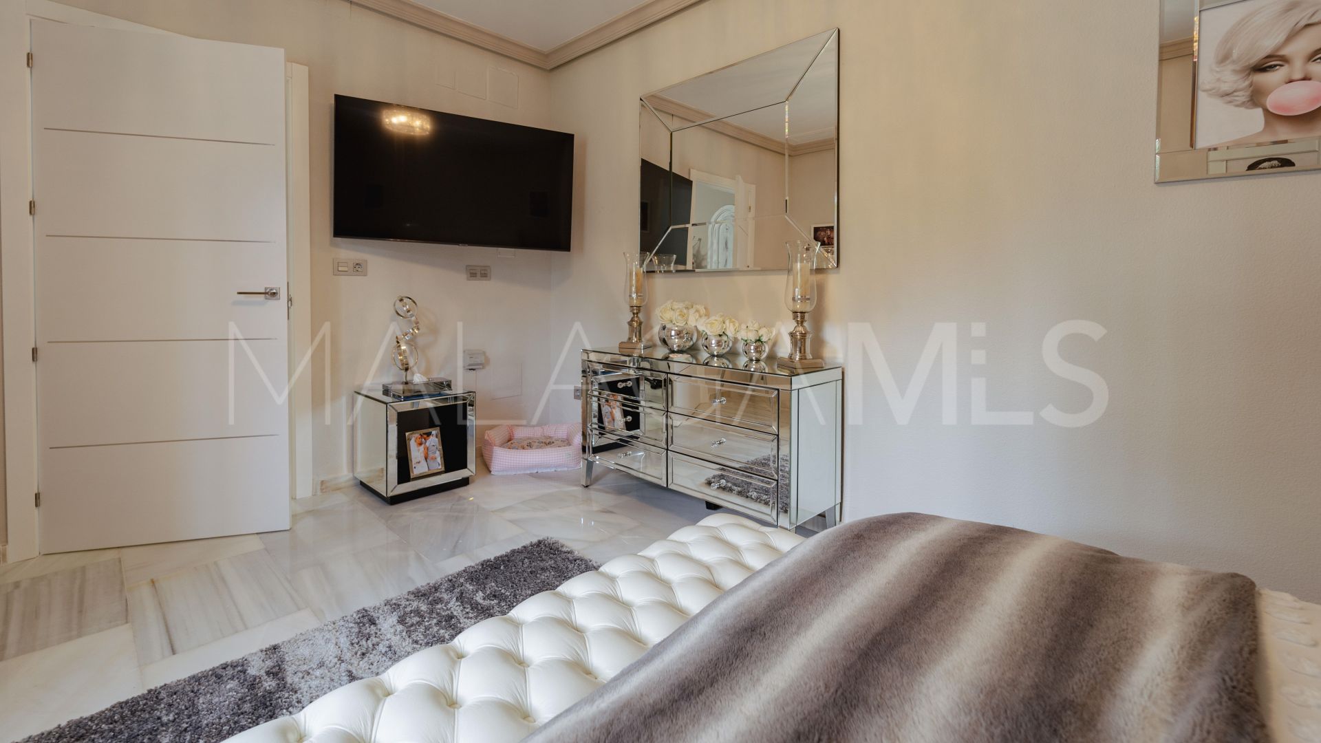 Villa for sale in Nagüeles