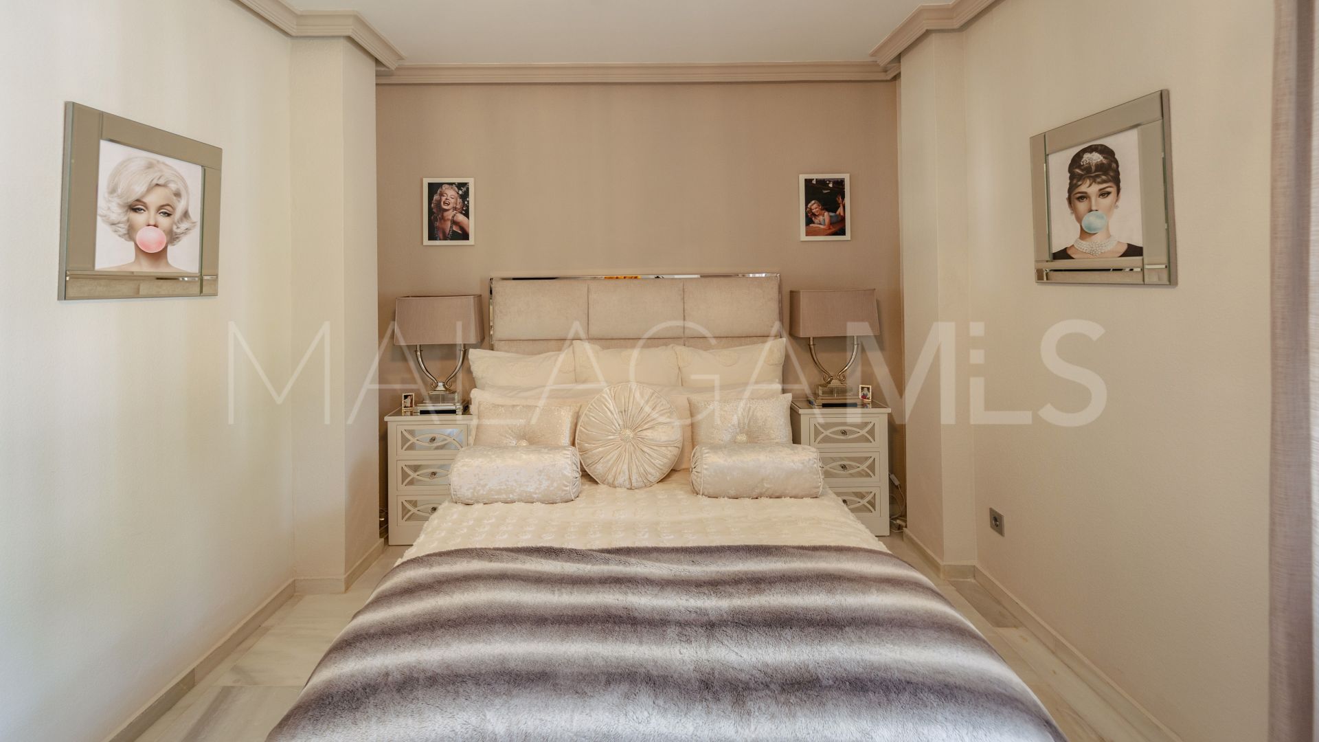 Villa for sale in Nagüeles