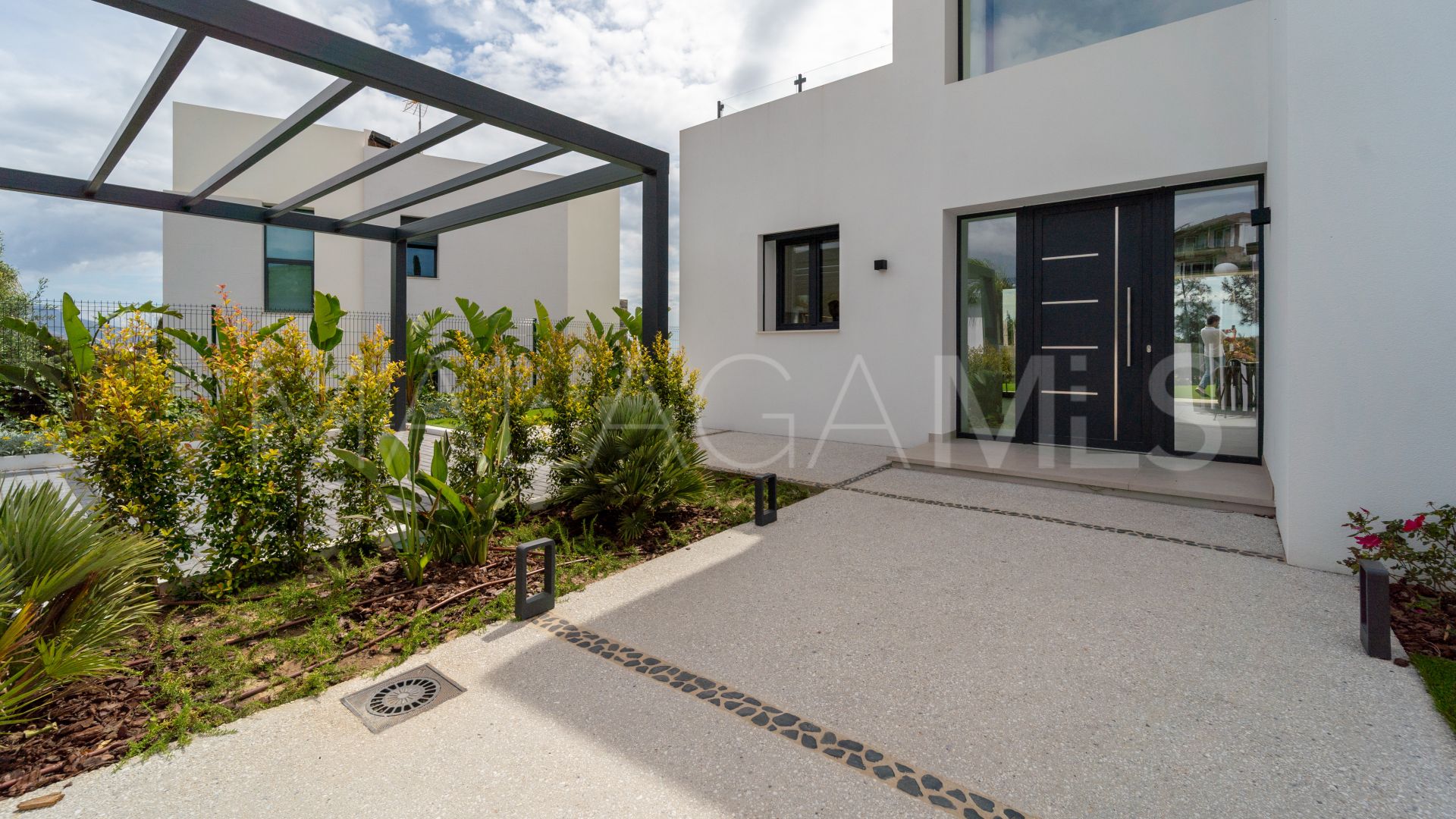 Villa for sale in Mijas Costa