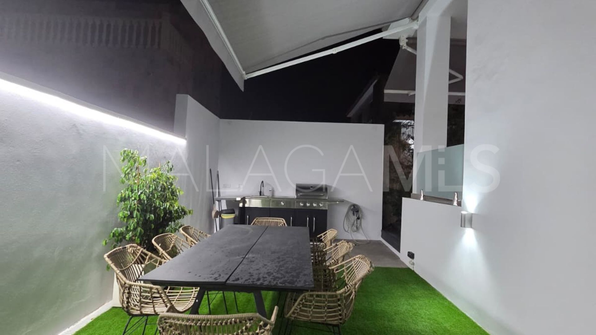 Villa for sale in Cala de Mijas