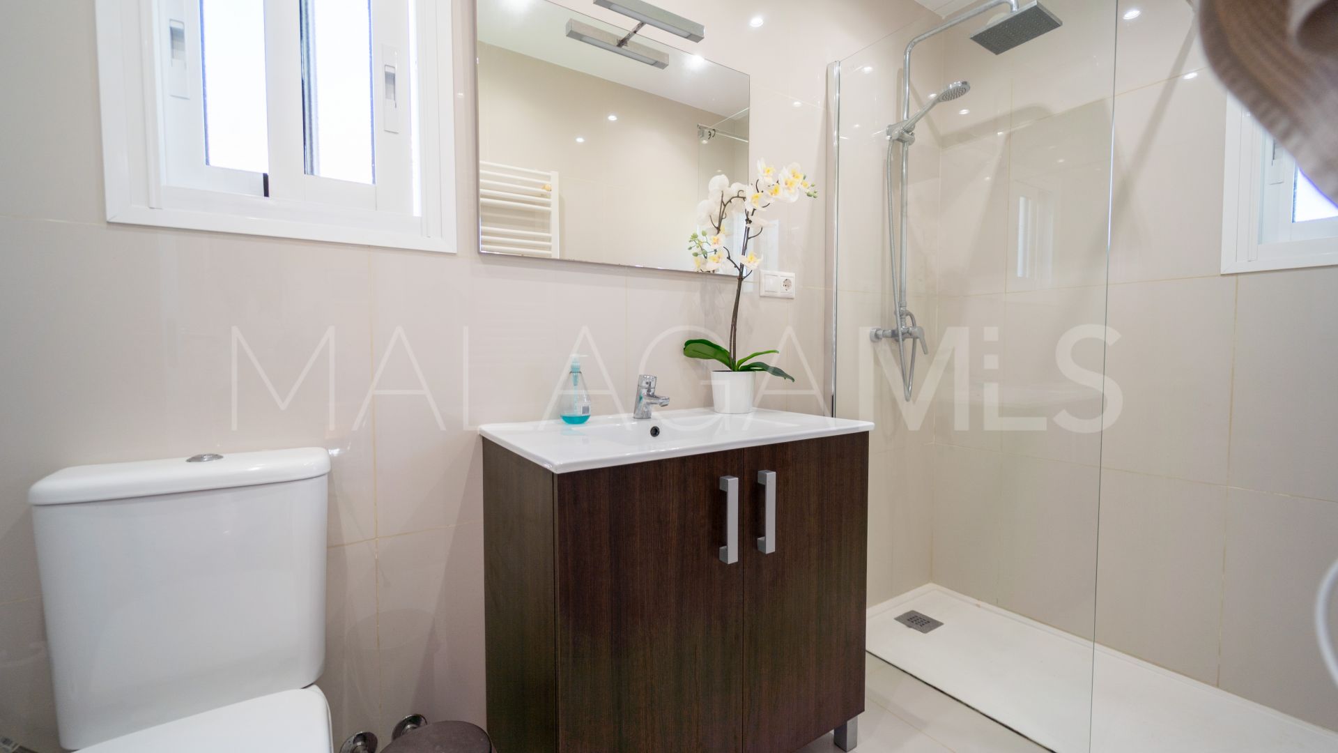 Villa for sale de 3 bedrooms in Calahonda