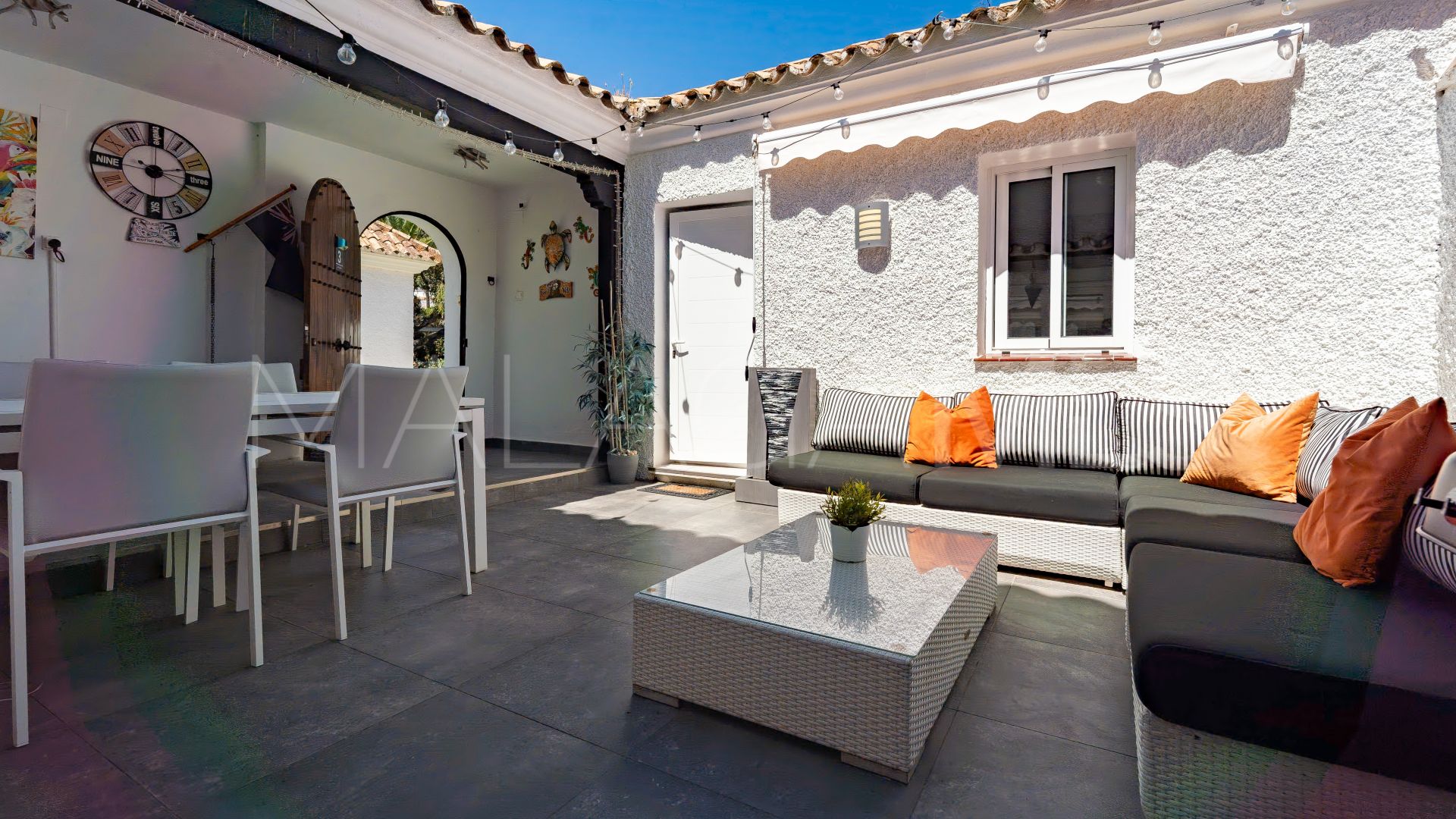 Villa for sale de 3 bedrooms in Calahonda