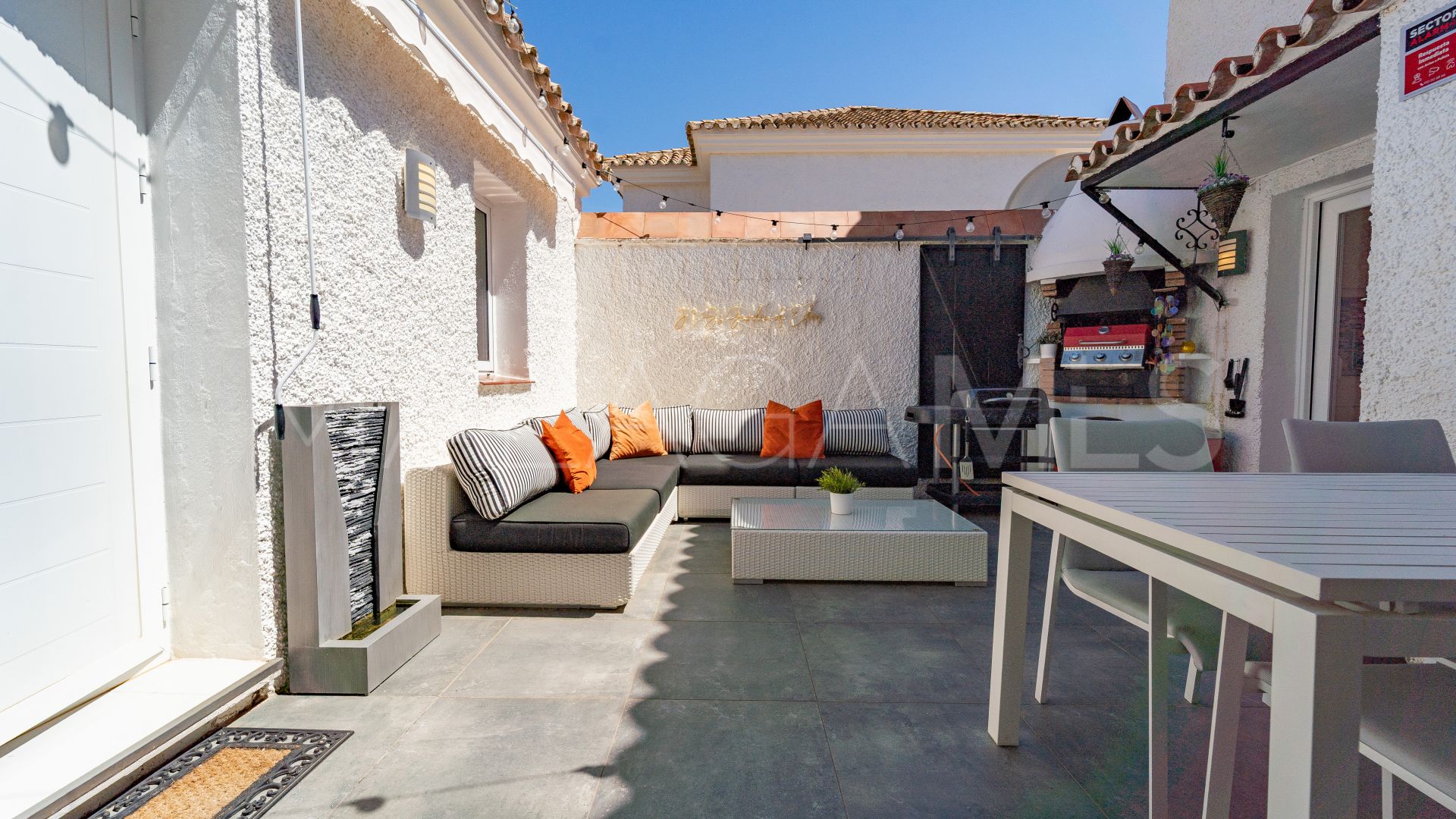 Villa for sale de 3 bedrooms in Calahonda