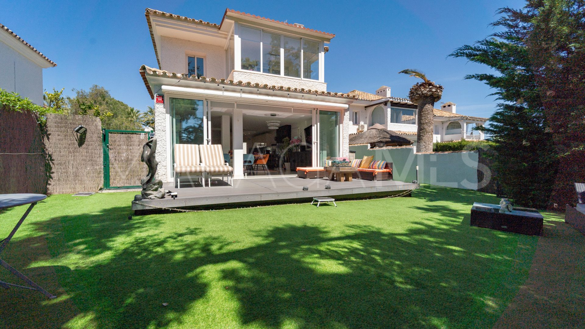 Villa for sale de 3 bedrooms in Calahonda