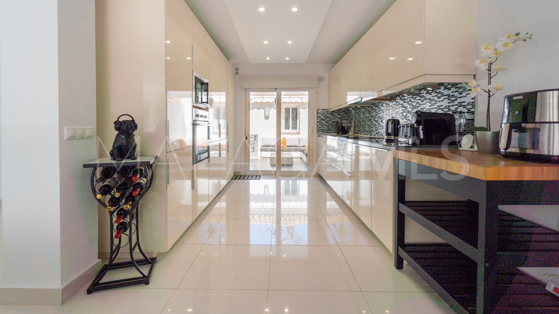 Villa for sale de 3 bedrooms in Calahonda