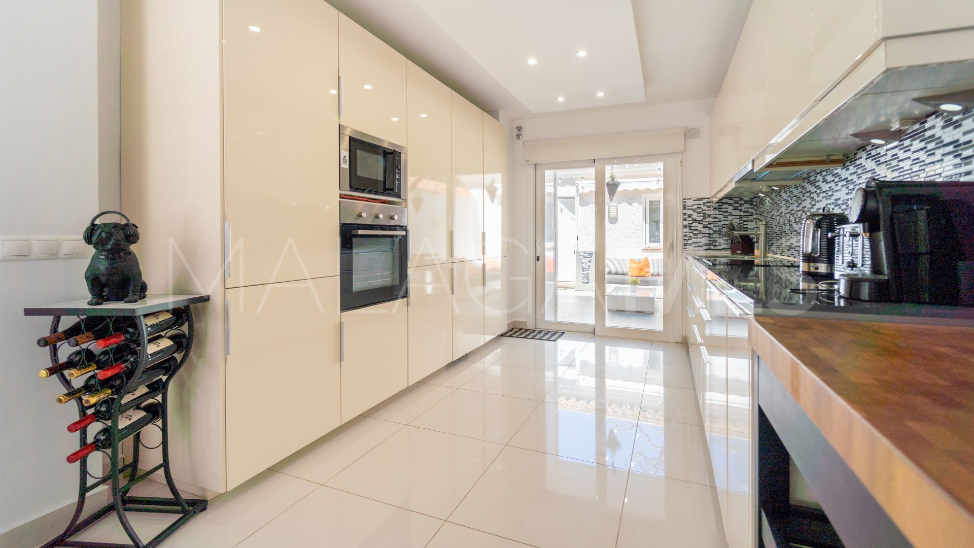 Villa for sale de 3 bedrooms in Calahonda