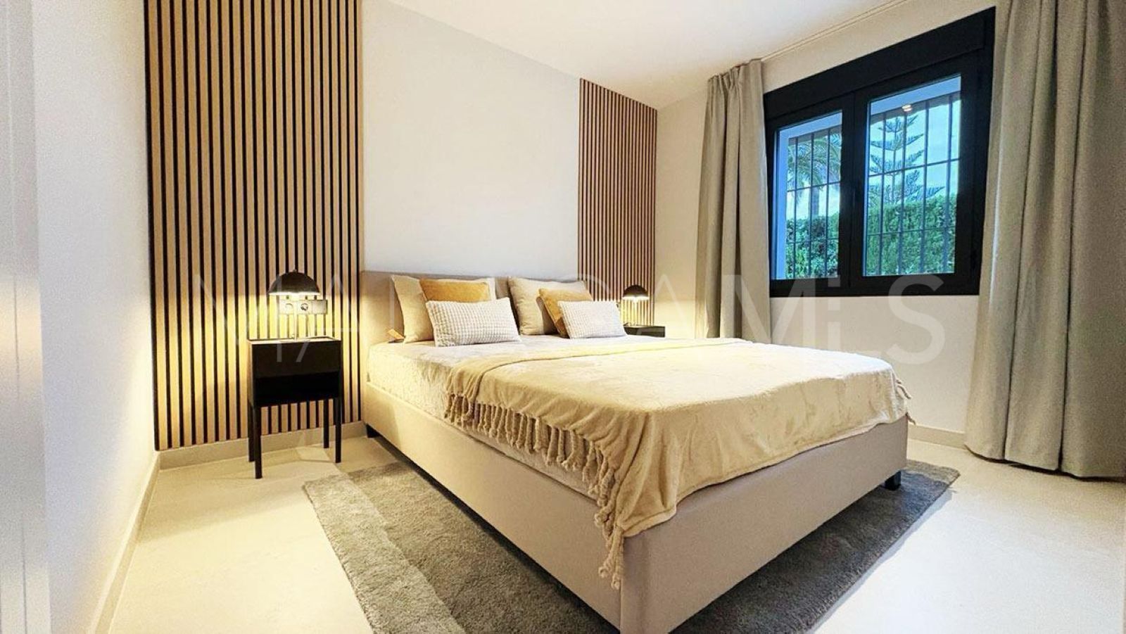 Villa for sale in El Chaparral