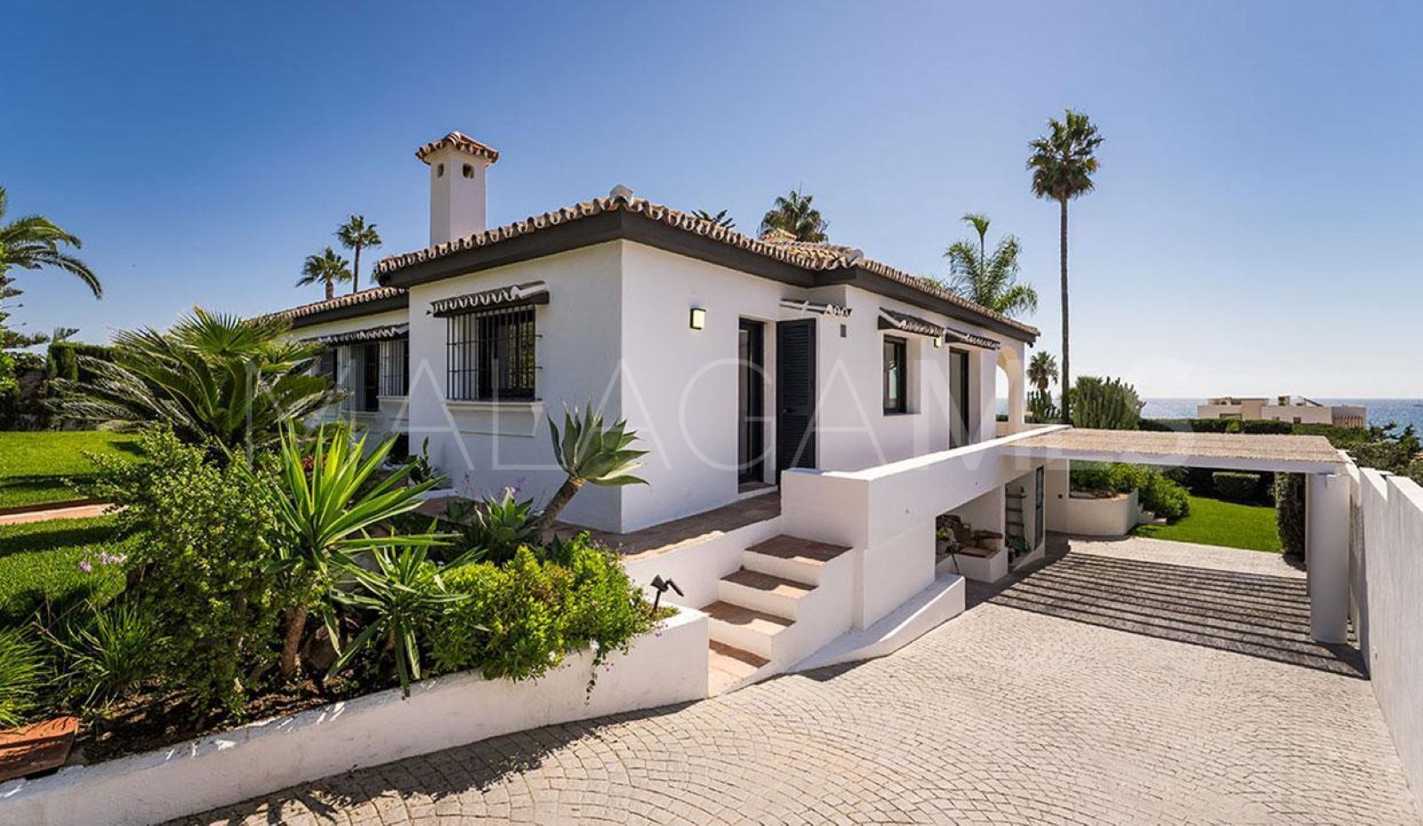 Villa for sale in El Chaparral