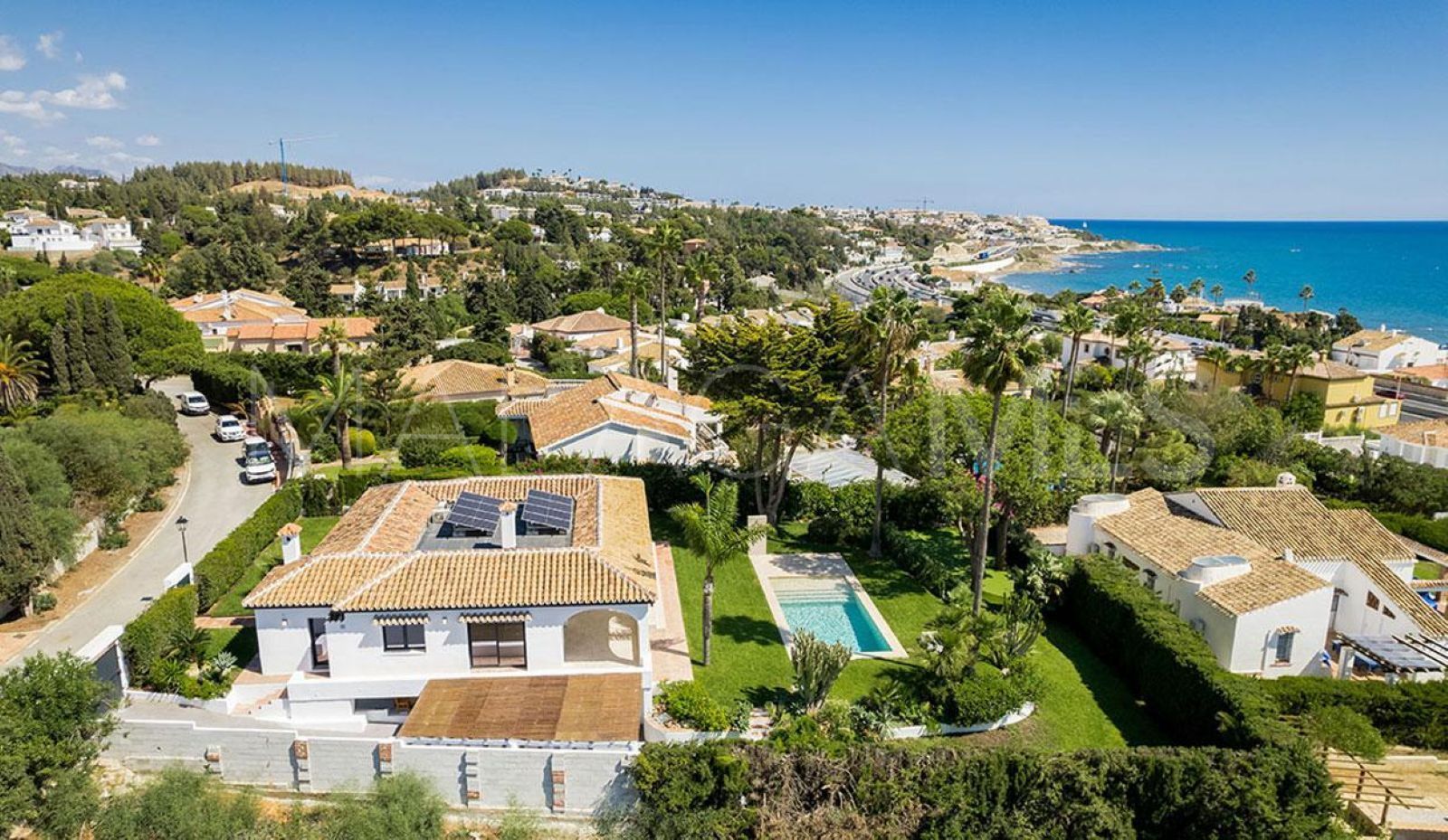 Villa for sale in El Chaparral