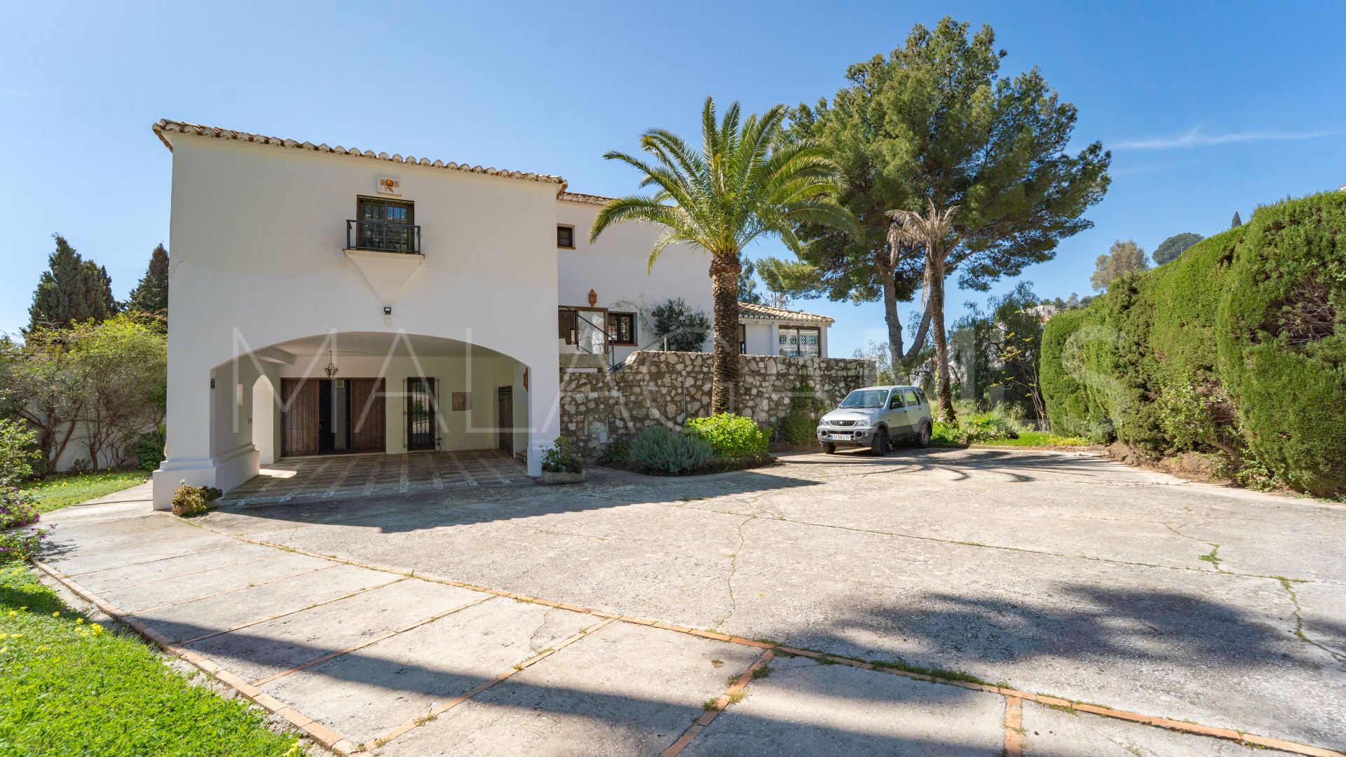 Villa for sale in Mijas