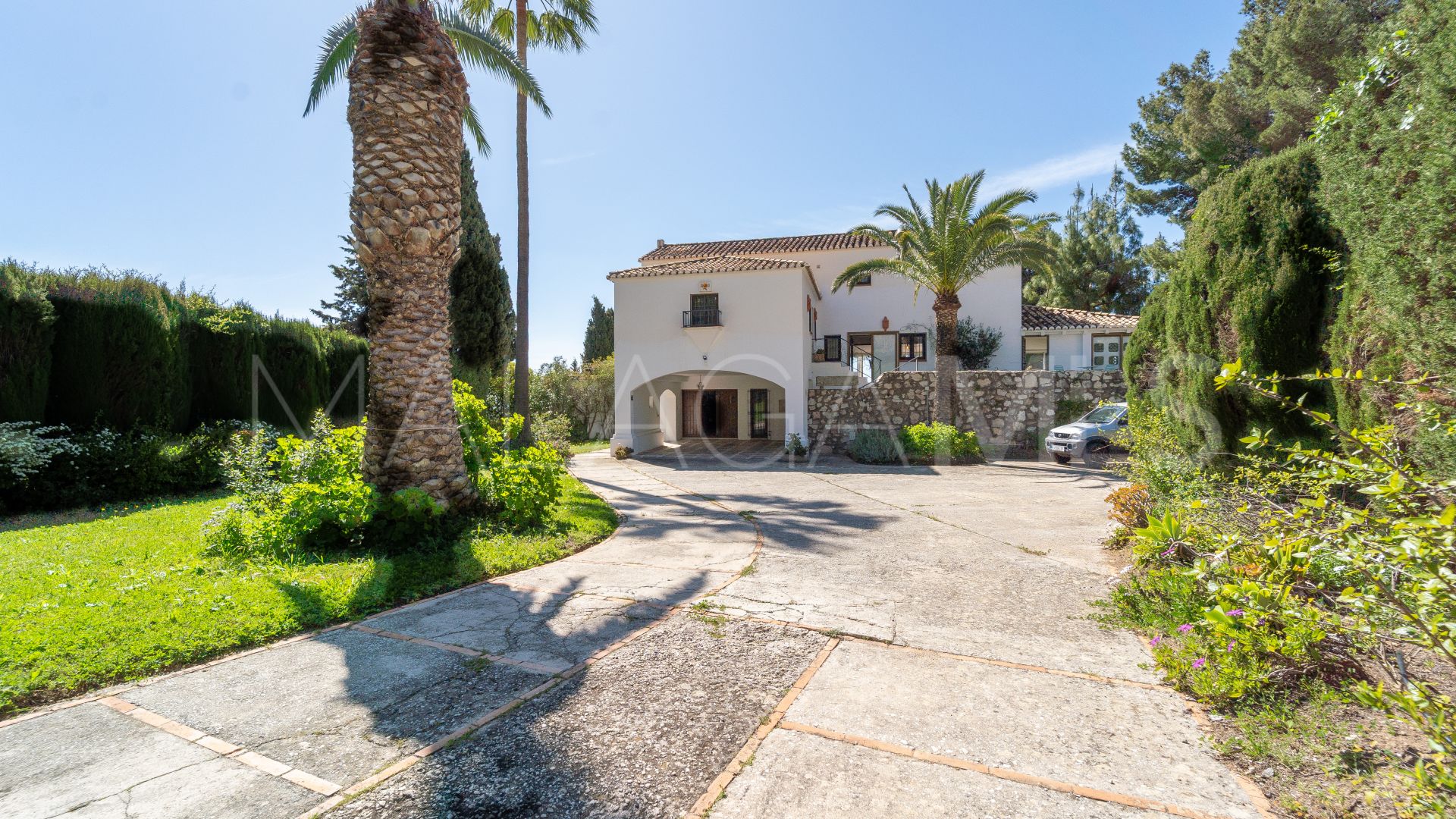 Villa for sale in Mijas