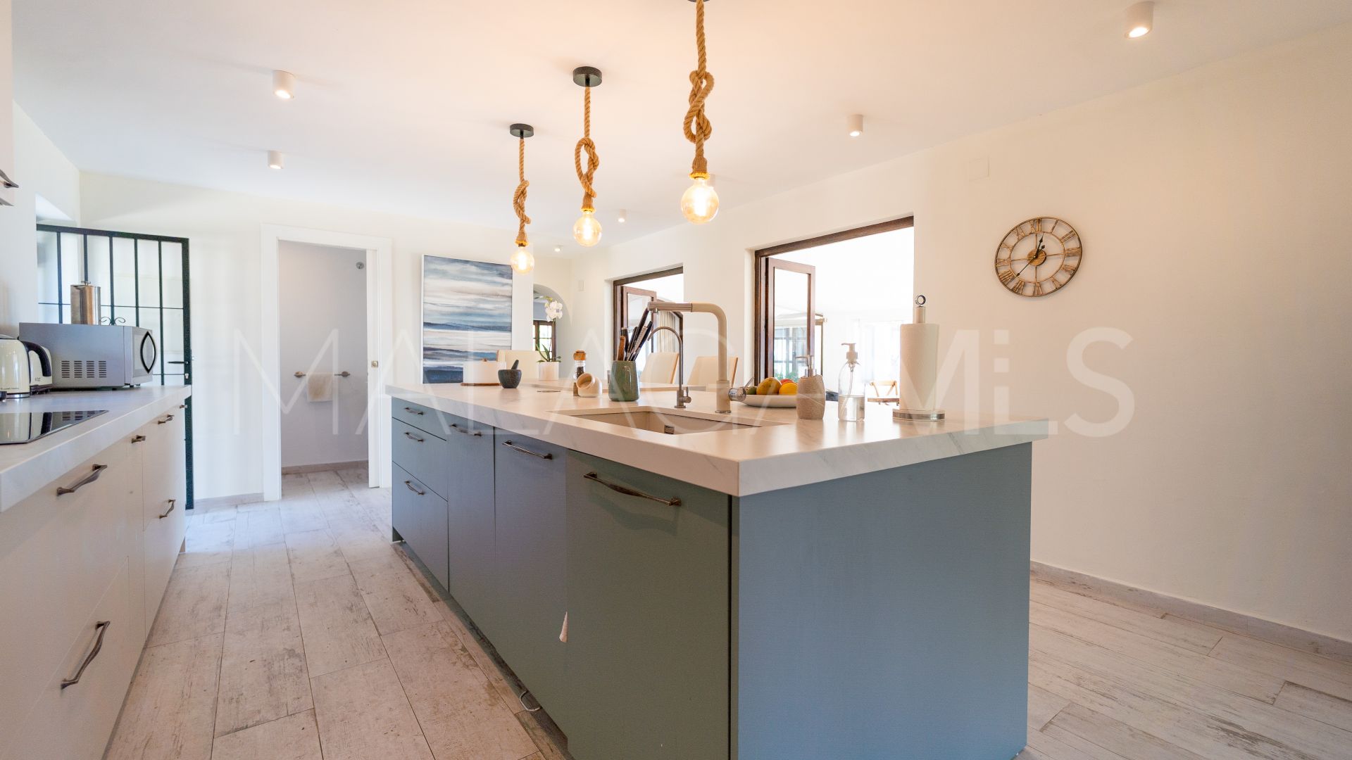 Villa for sale in Mijas