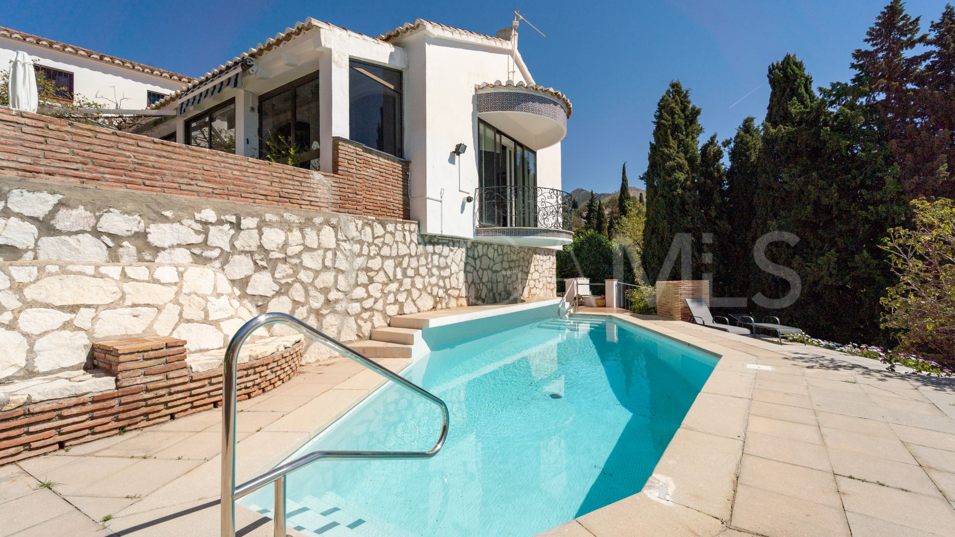 Villa for sale in Mijas