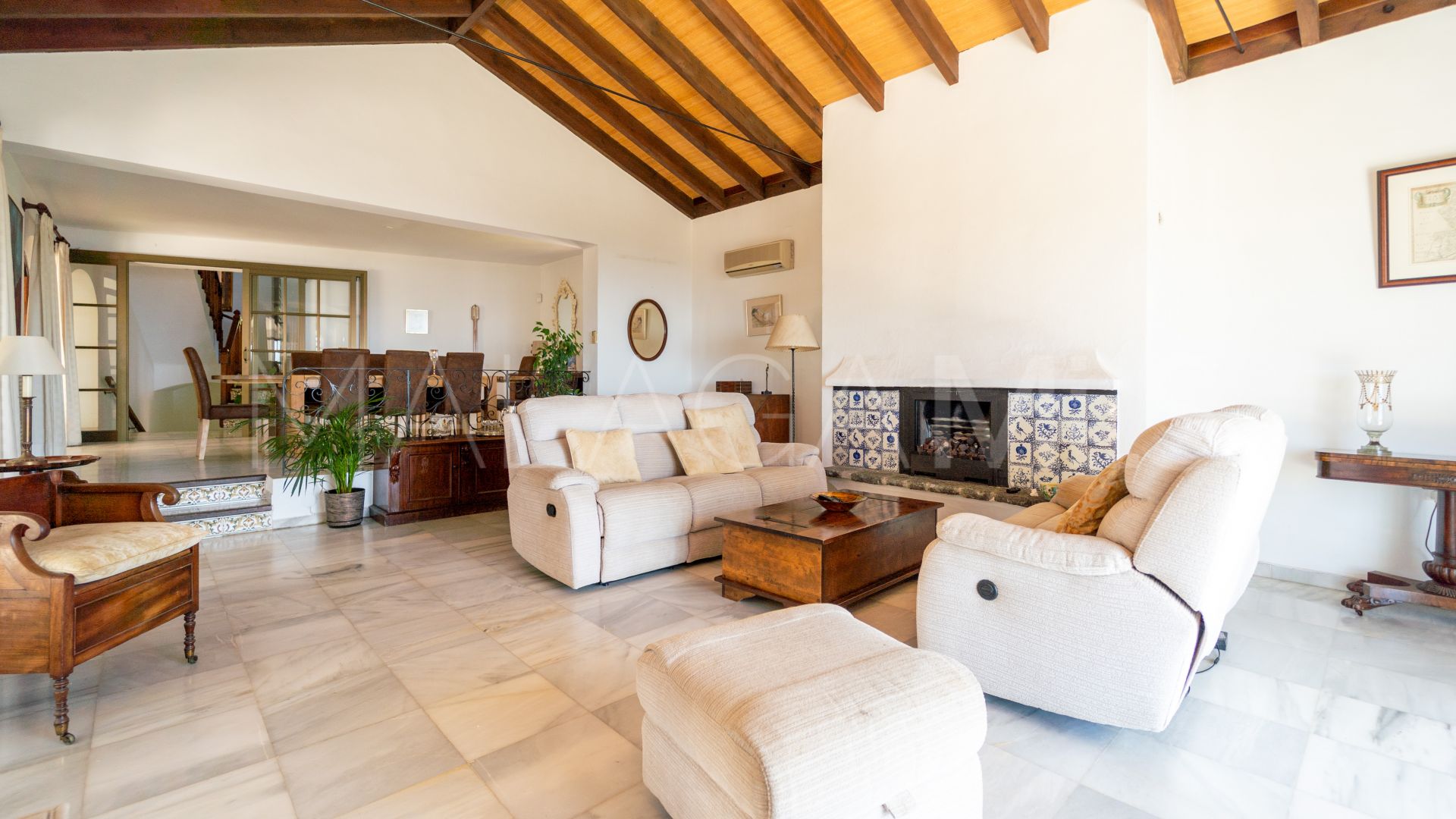 Villa for sale in Mijas