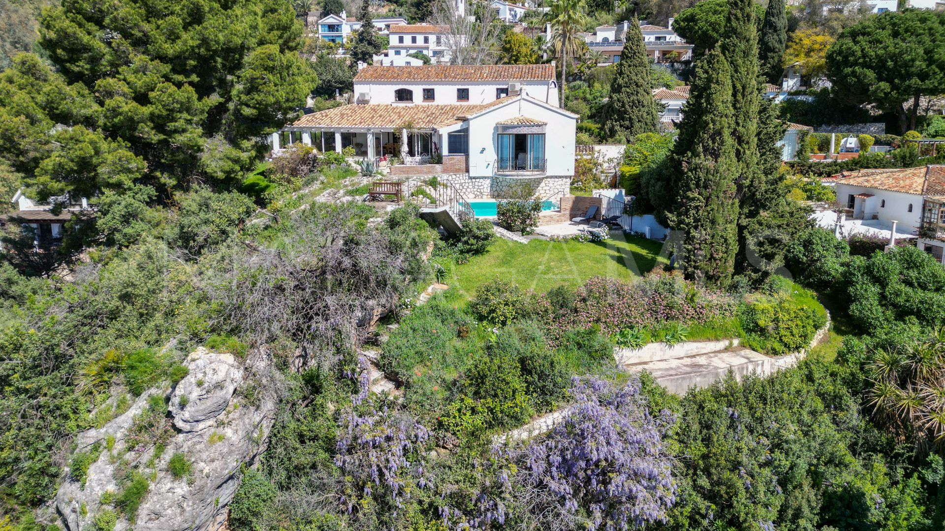 Villa for sale in Mijas