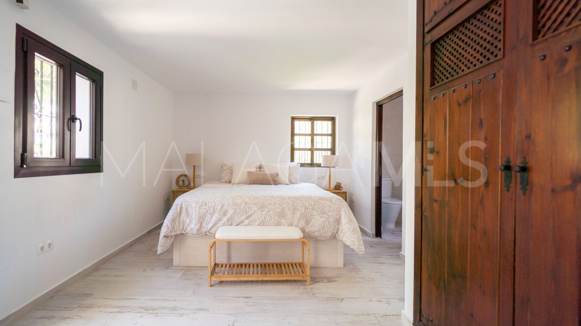 Villa for sale in Mijas