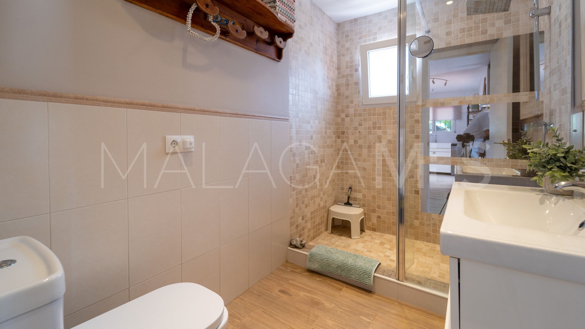 Villa for sale in Nueva Andalucia