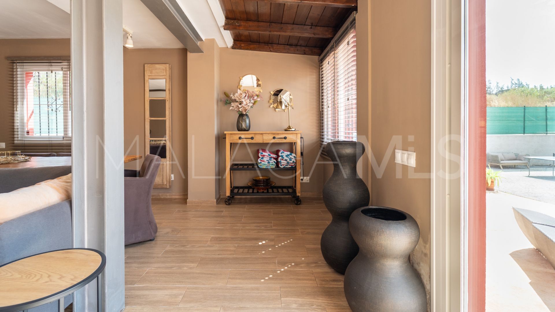 Villa for sale in Nueva Andalucia