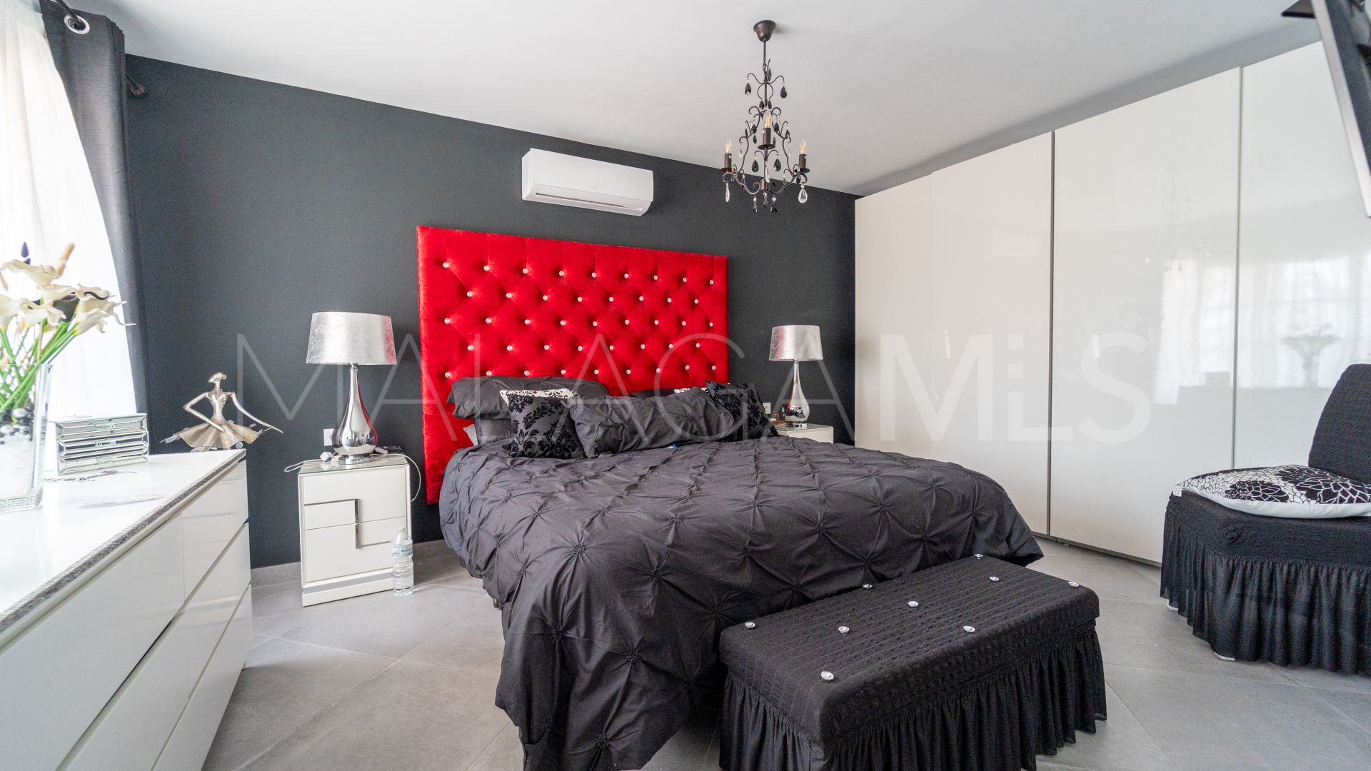 Villa for sale in Fuengirola Centro