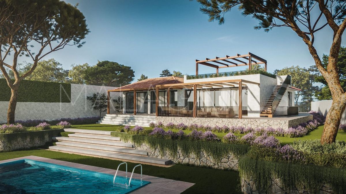 For sale villa with 4 bedrooms in Elviria