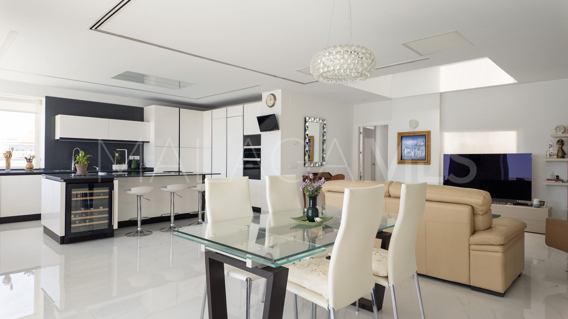Villa for sale in Pedregalejo