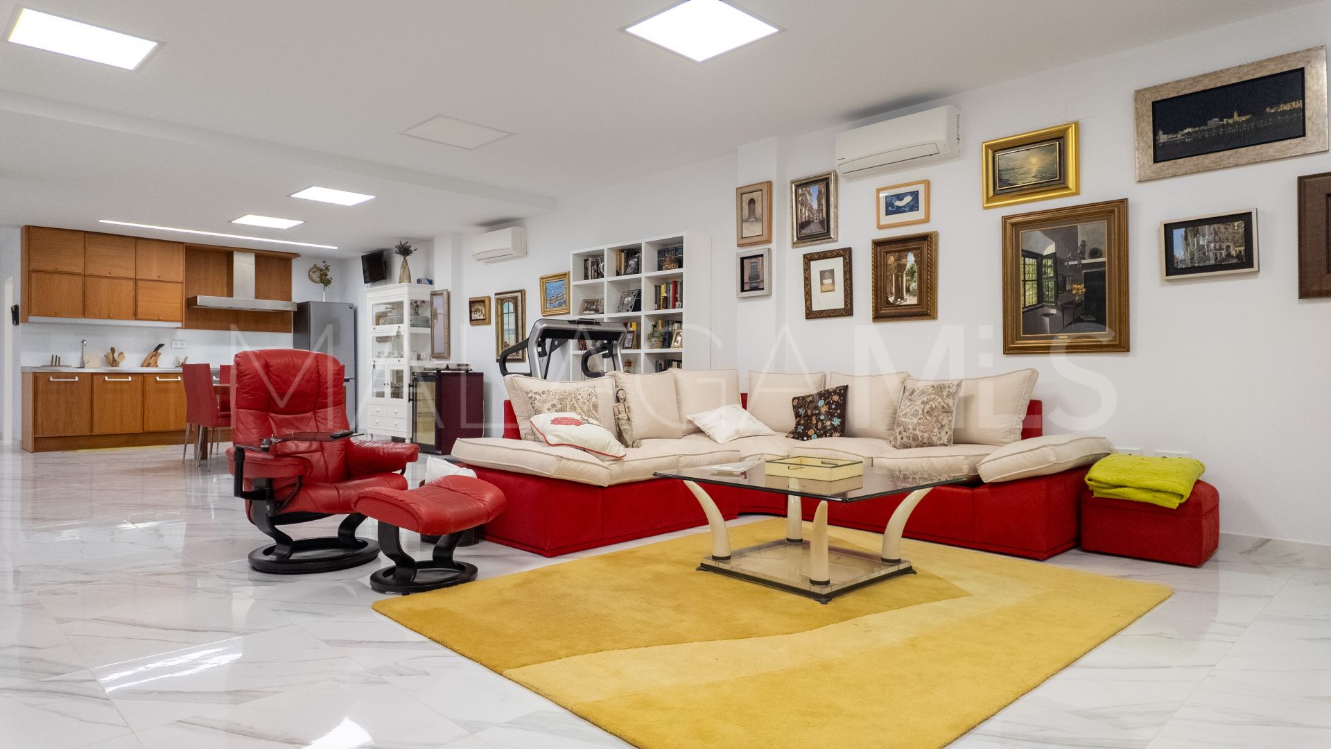Villa for sale in Pedregalejo