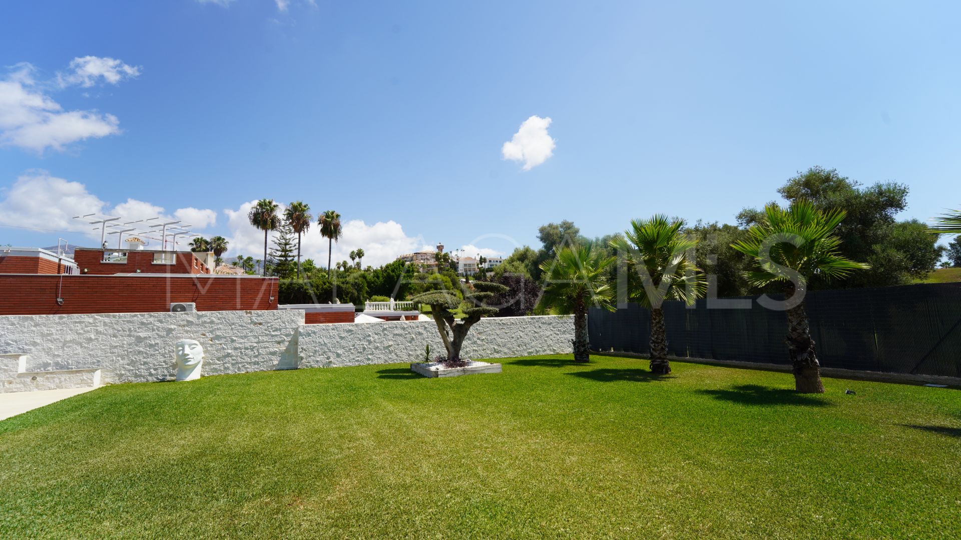 Villa for sale in Mijas Golf