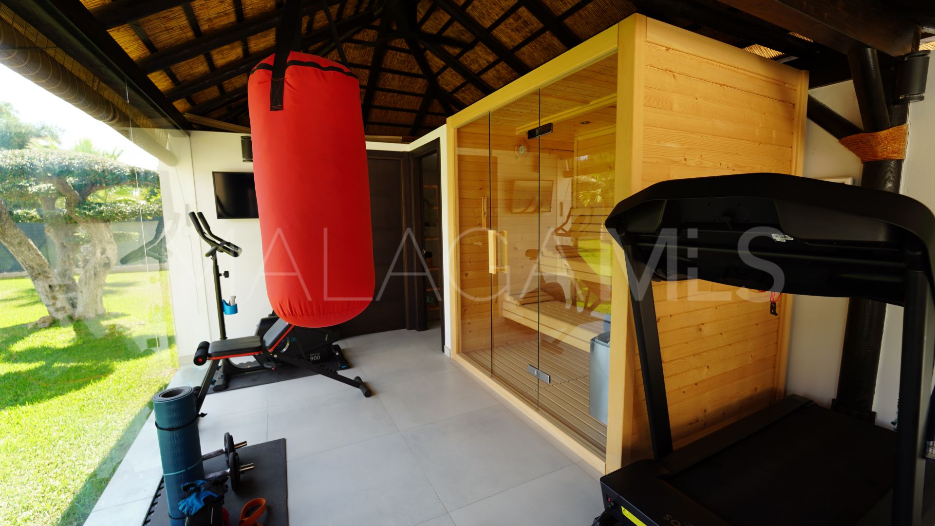 Villa for sale in Mijas Golf