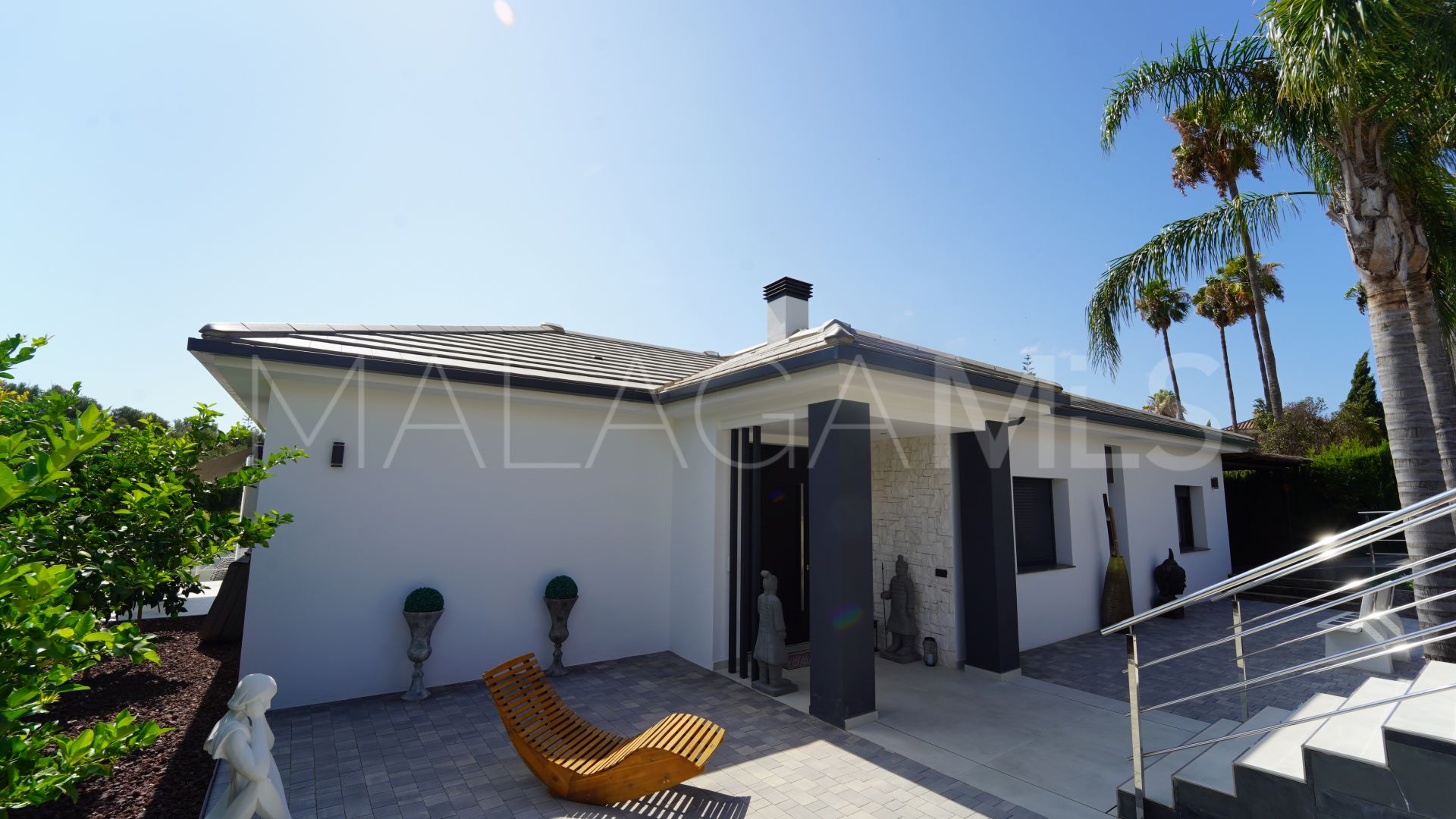 Villa for sale in Mijas Golf