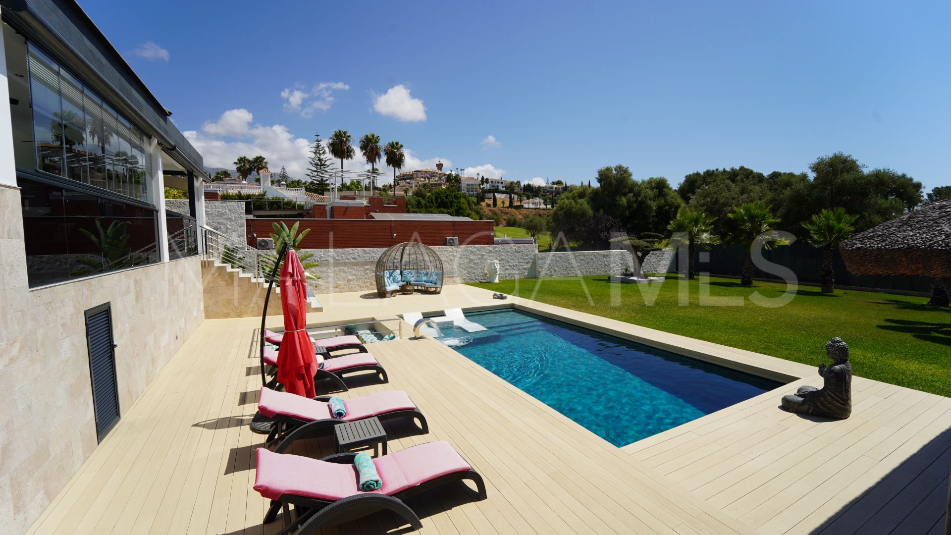 Villa for sale in Mijas Golf