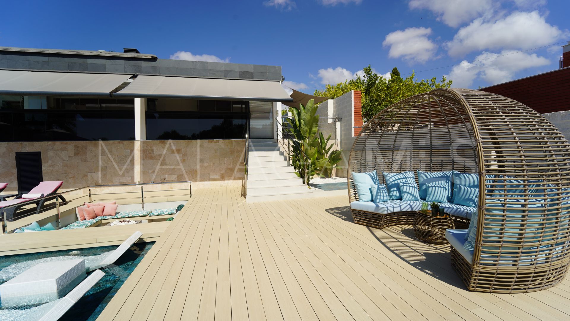 Villa for sale in Mijas Golf