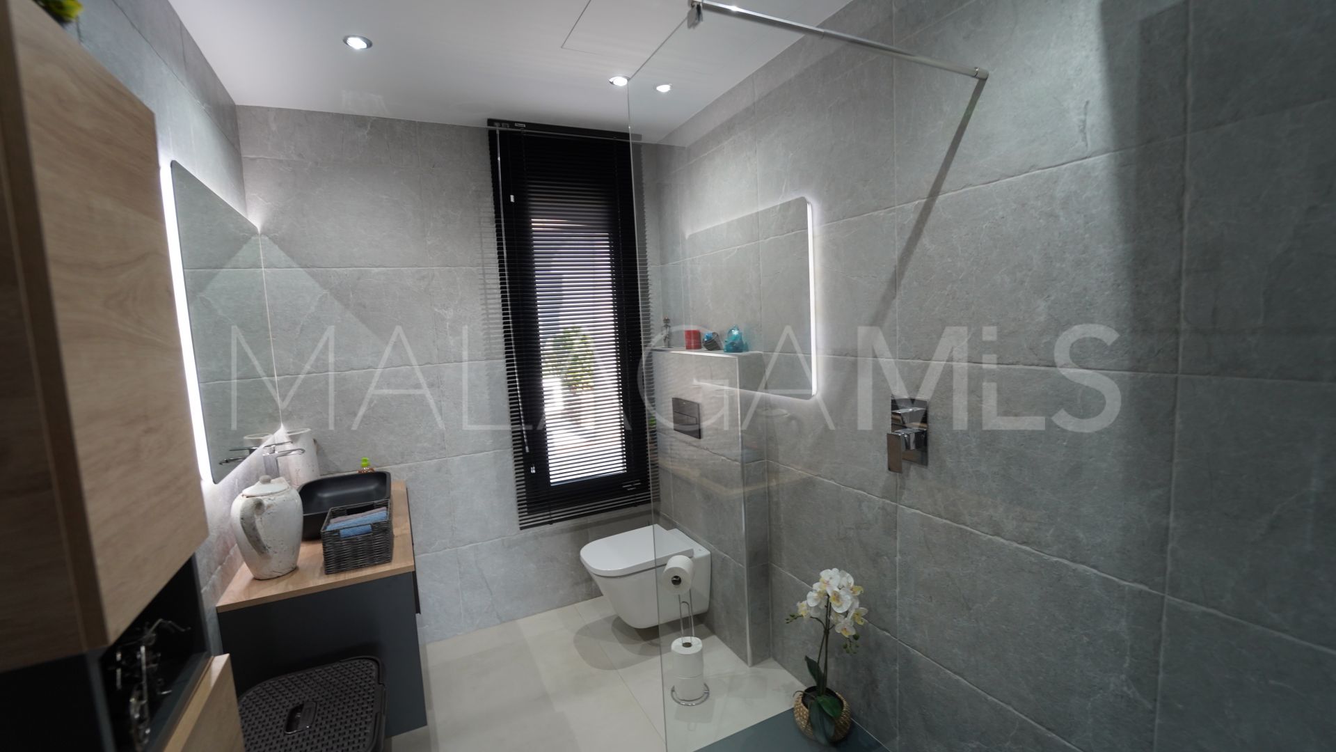 Villa for sale in Mijas Golf