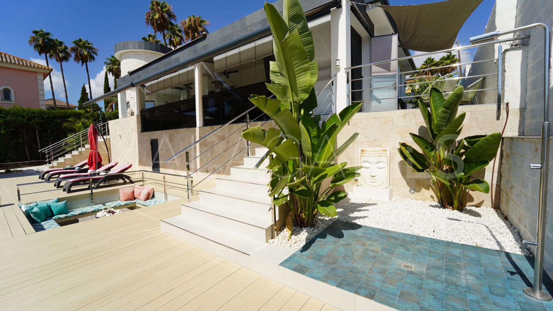 Villa for sale in Mijas Golf