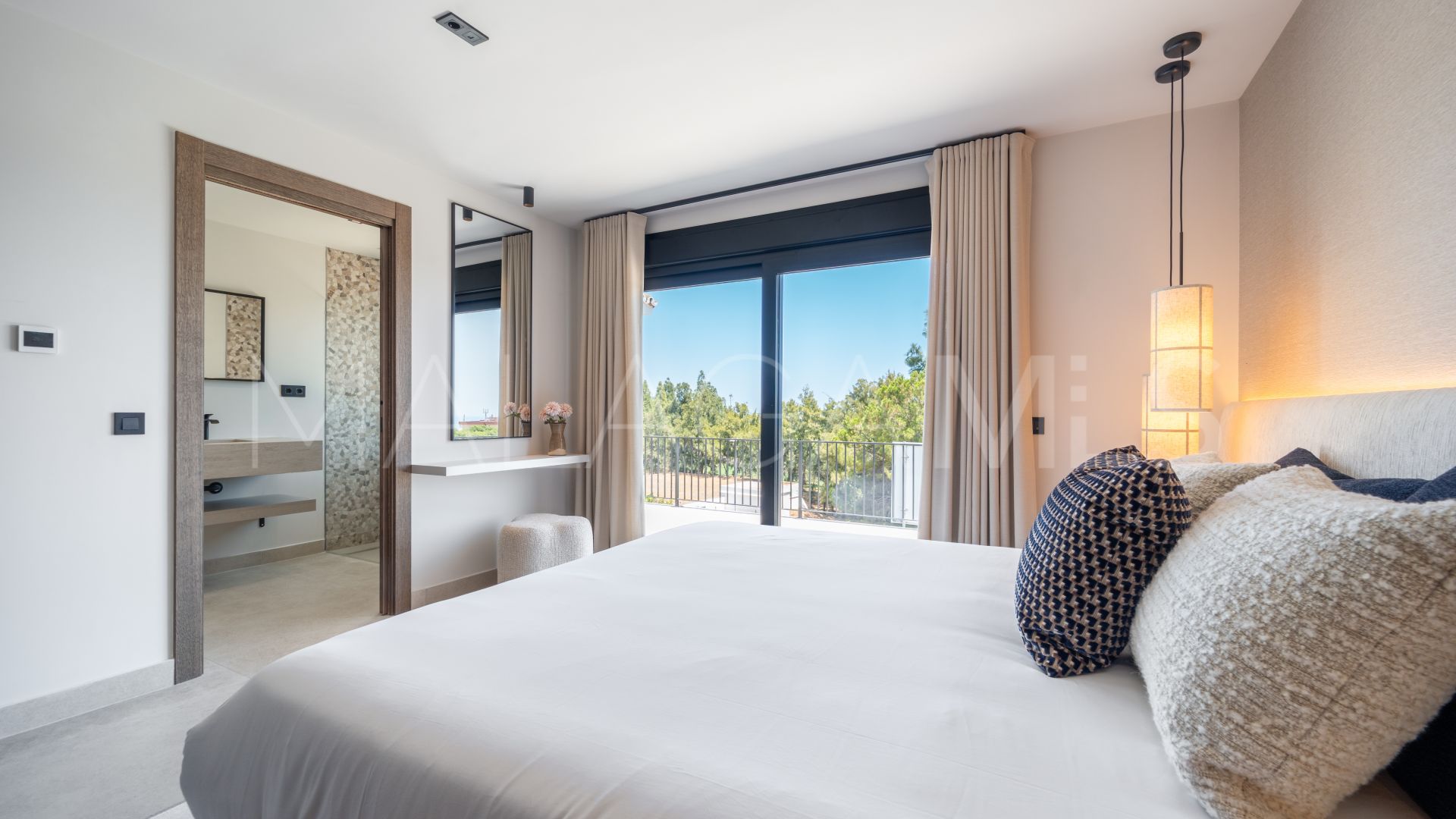 Villa for sale in Cala de Mijas