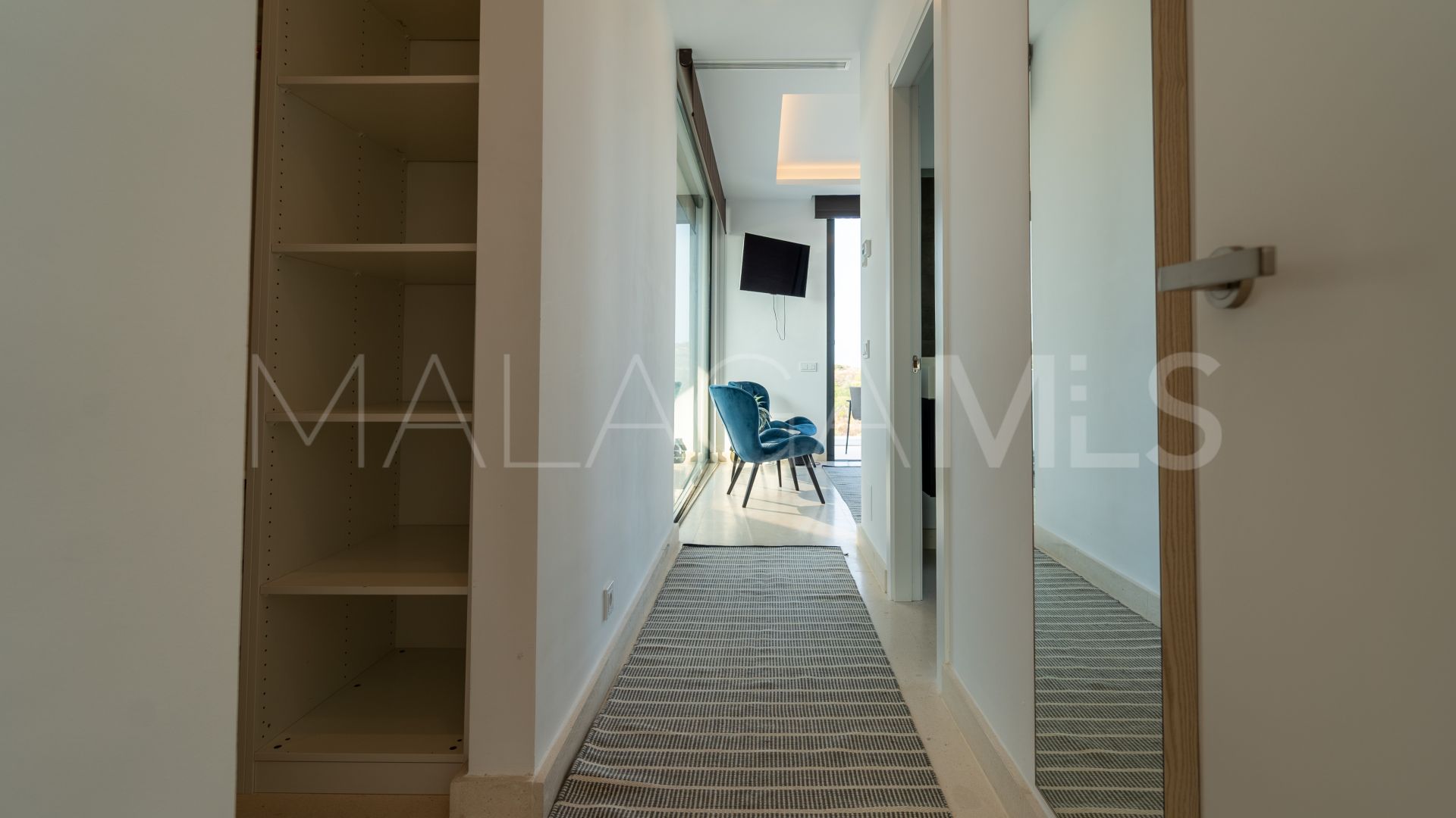 5 bedrooms semi detached villa for sale in Cabopino