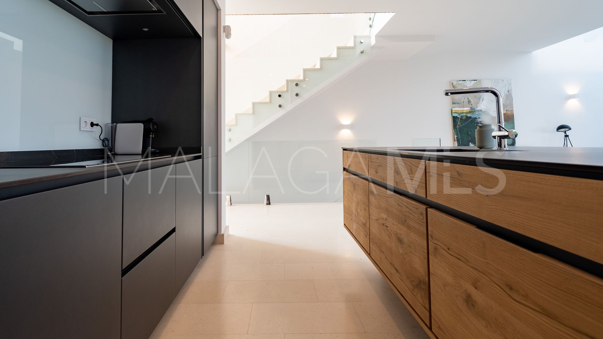 5 bedrooms semi detached villa for sale in Cabopino