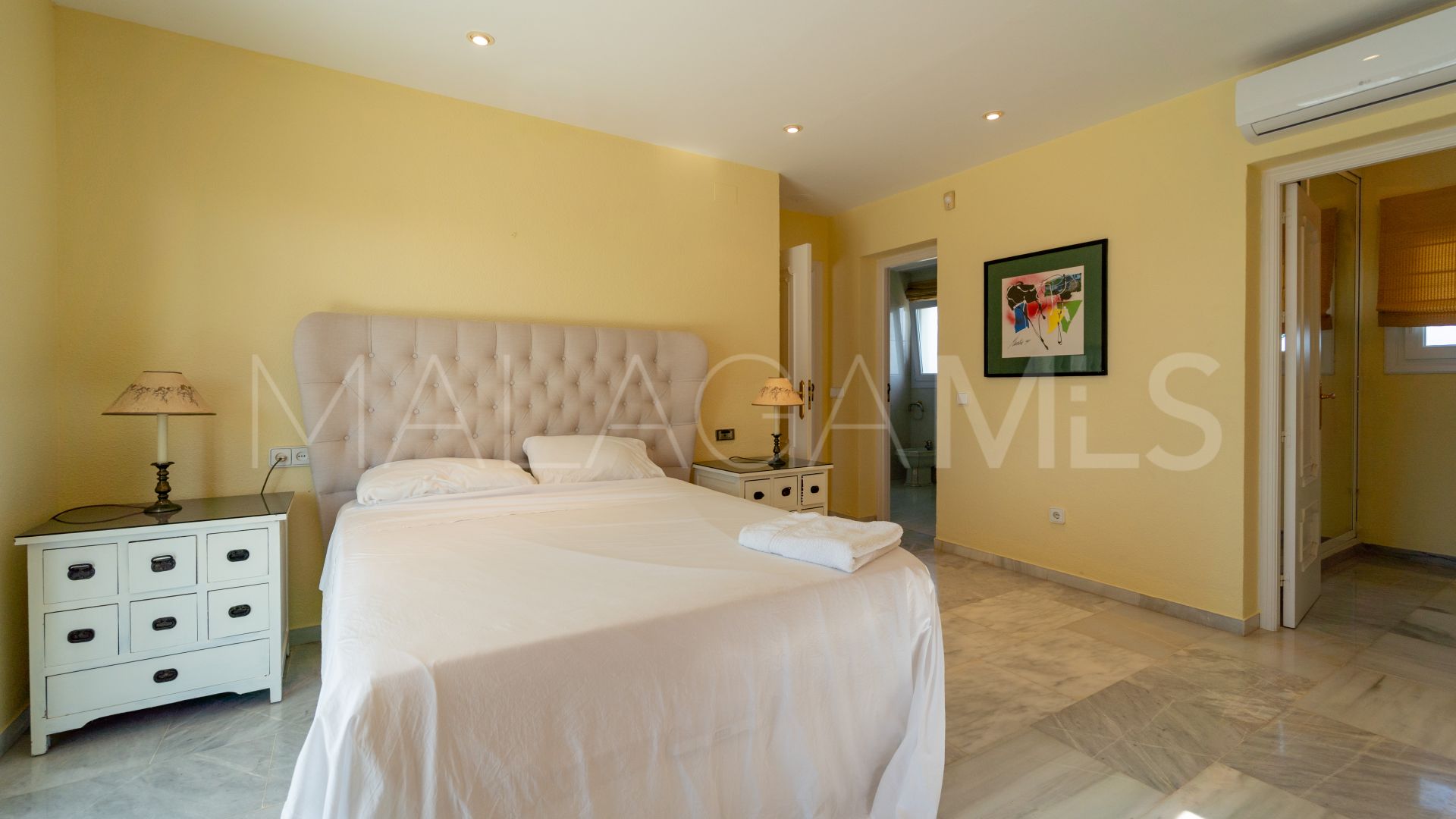 For sale villa in El Chaparral with 5 bedrooms