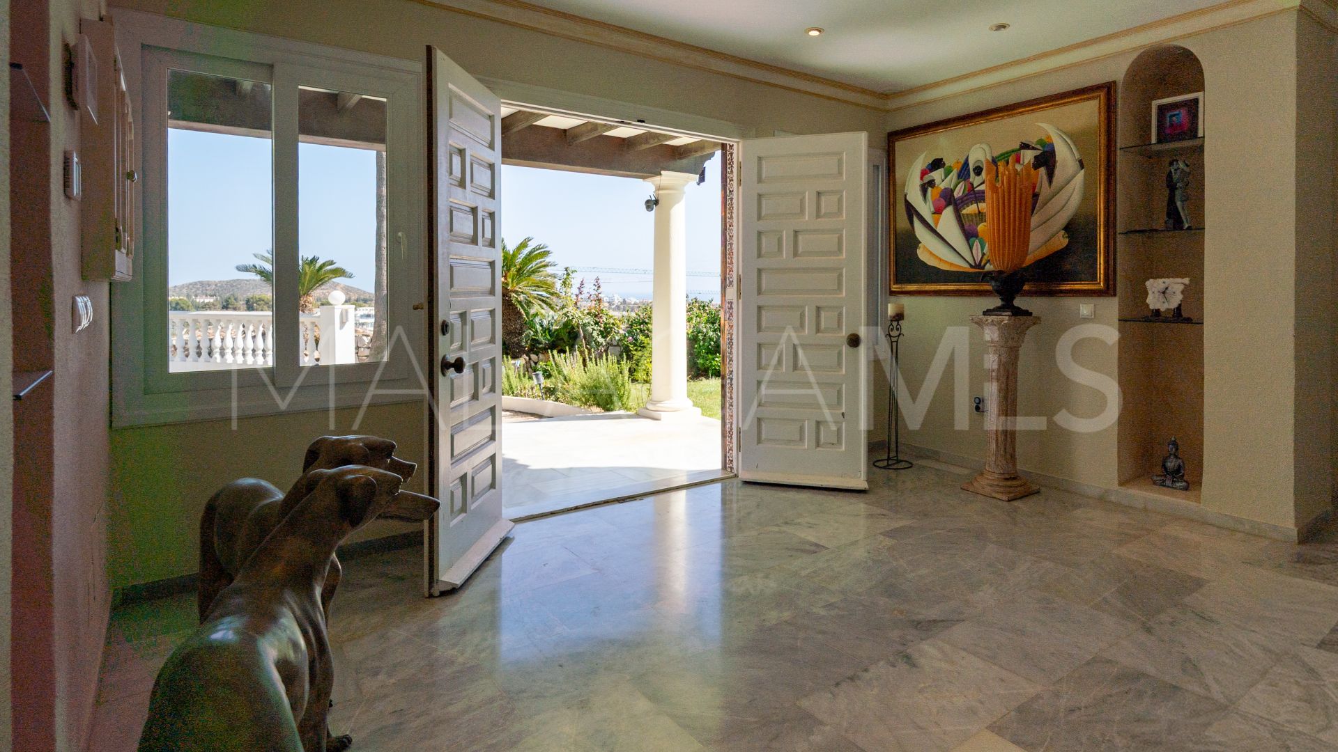For sale villa in El Chaparral with 5 bedrooms