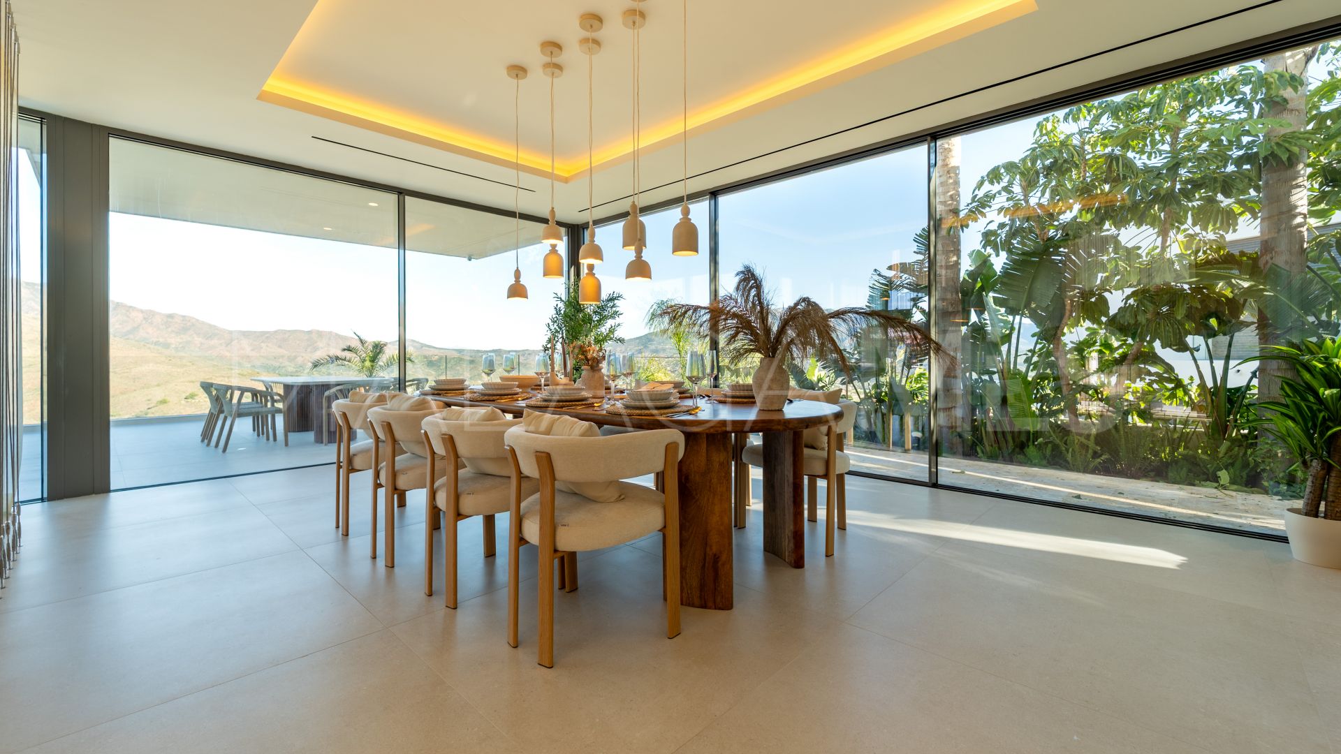 For sale villa with 5 bedrooms in La Cala Golf Resort