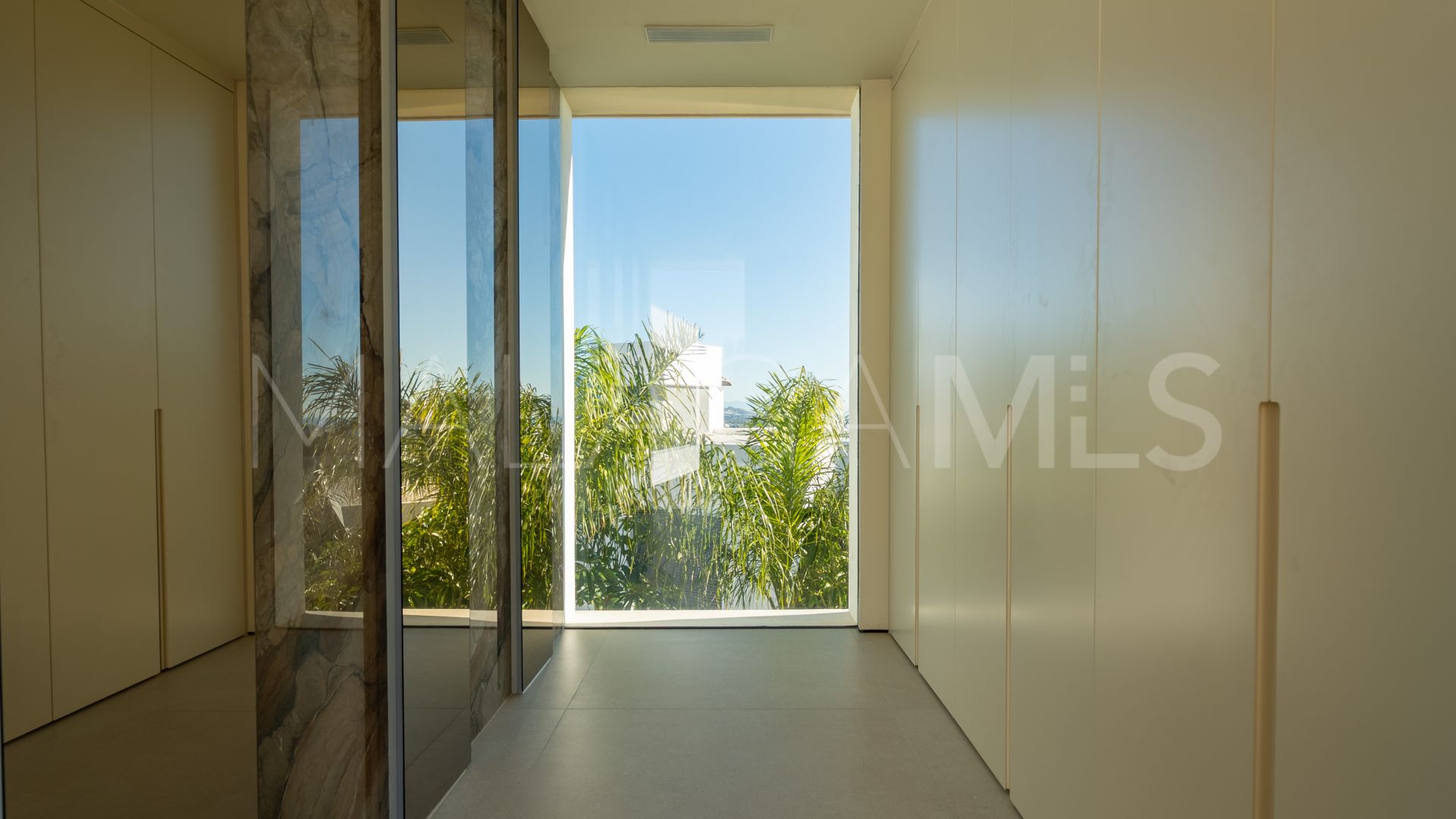 For sale villa with 5 bedrooms in La Cala Golf Resort