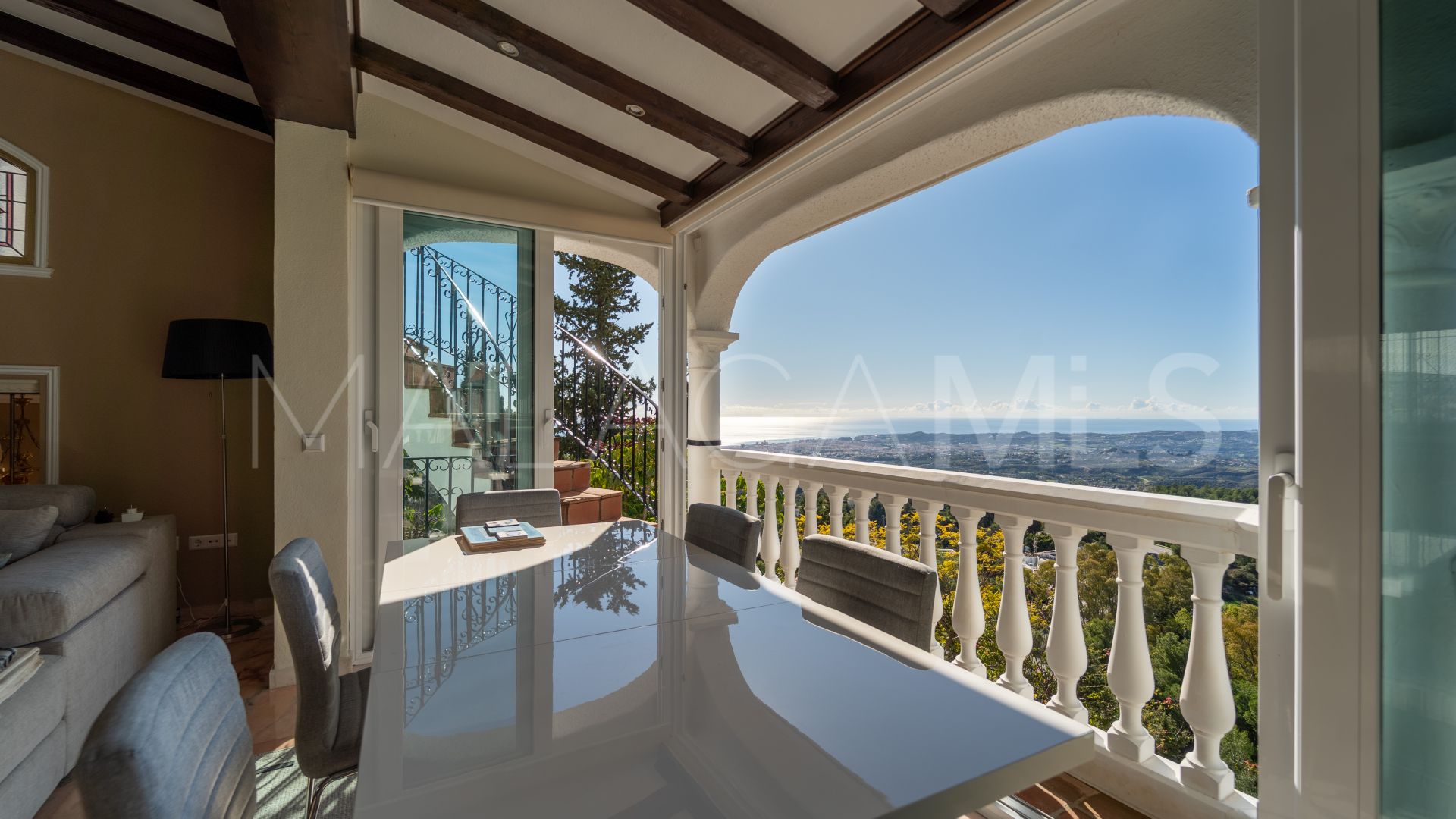 Villa for sale in Mijas