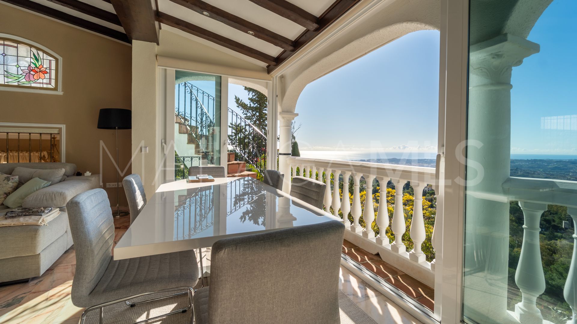 Villa for sale in Mijas