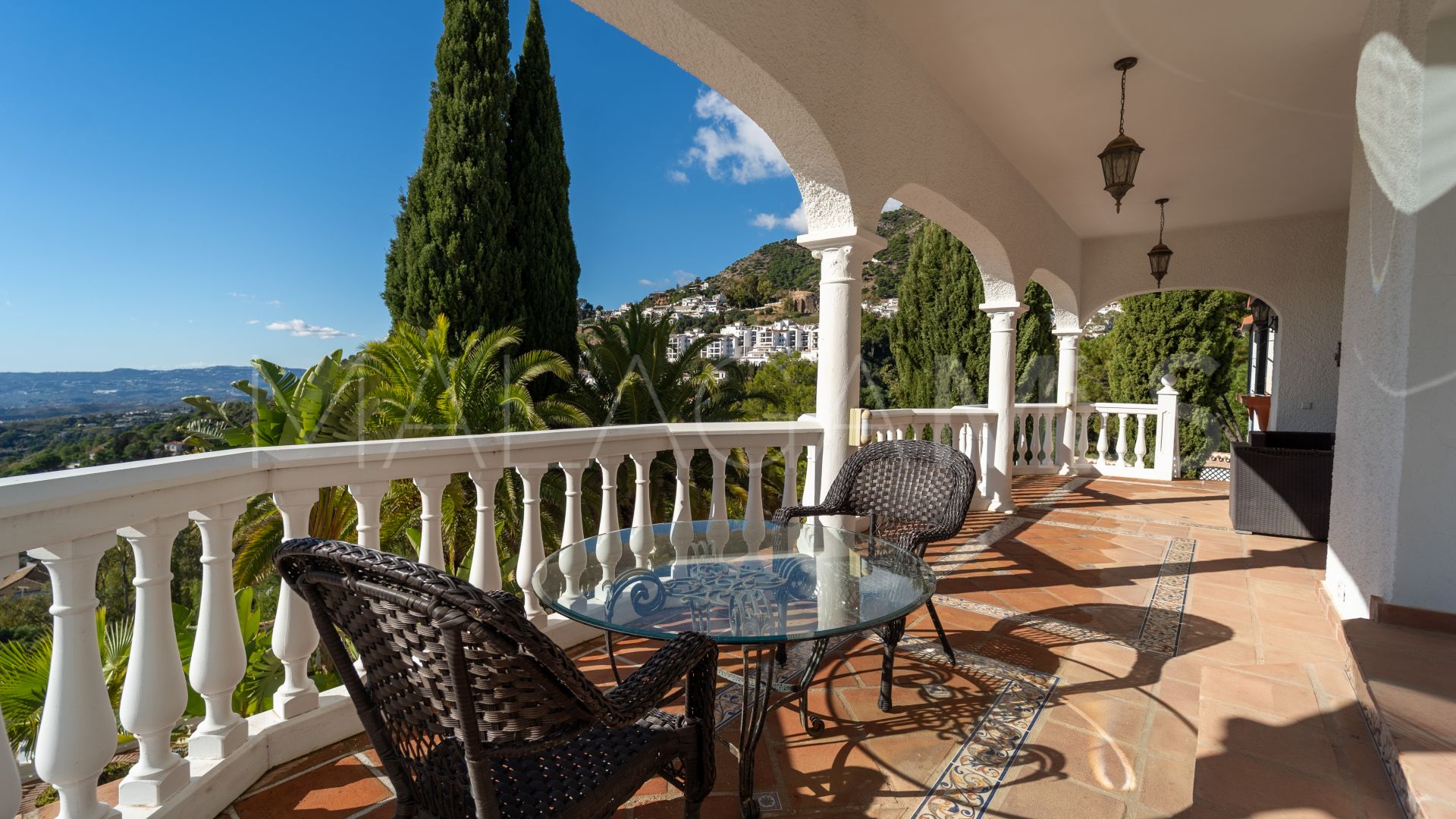 Villa for sale in Mijas