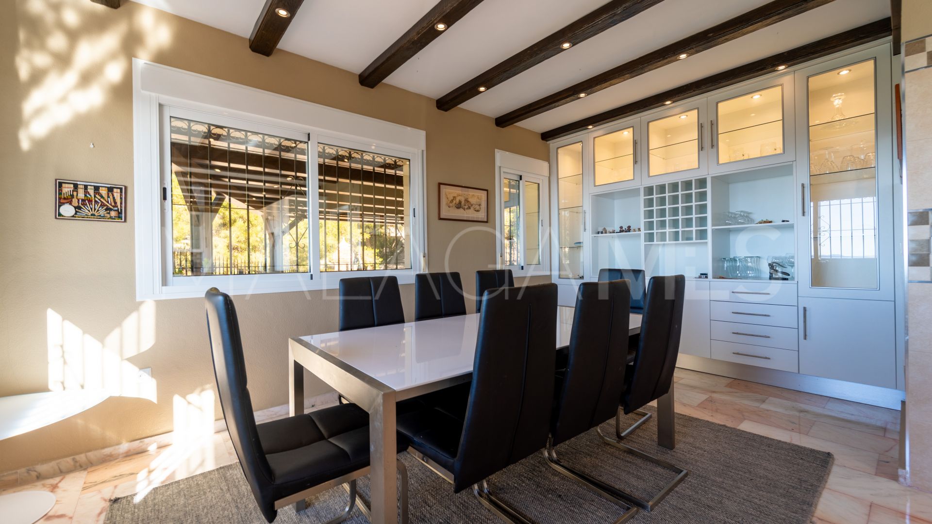 Villa for sale in Mijas