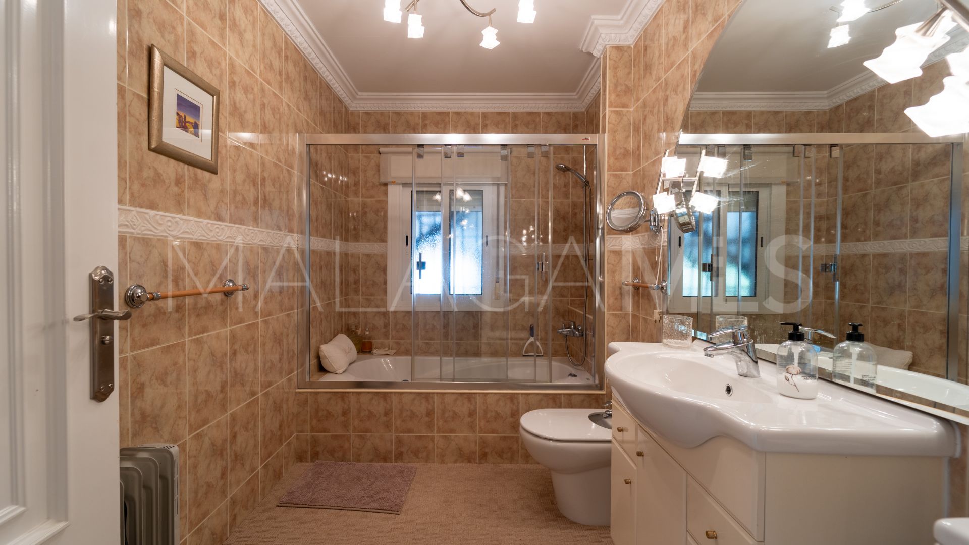 Villa for sale in Mijas