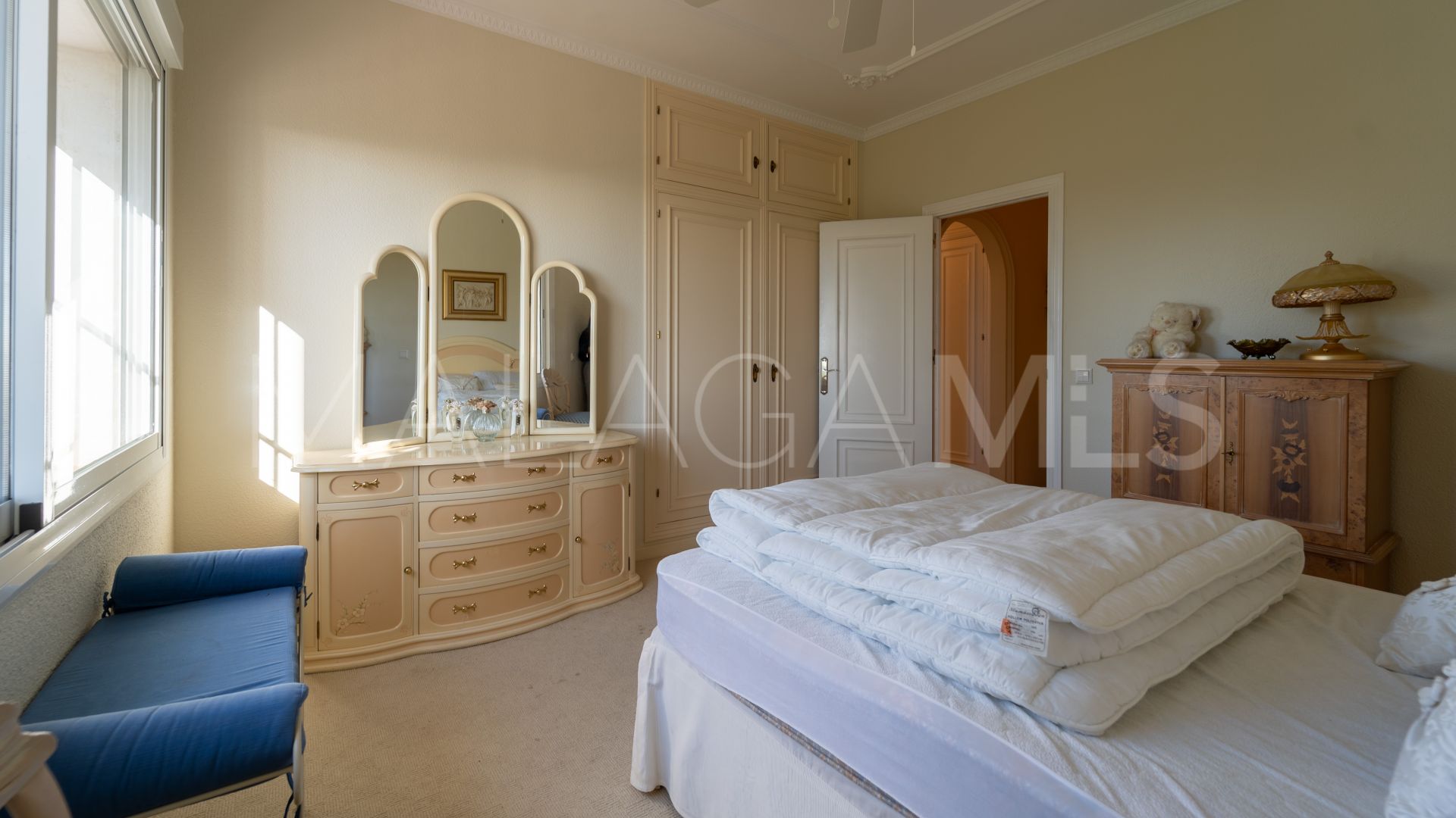 Villa for sale in Mijas