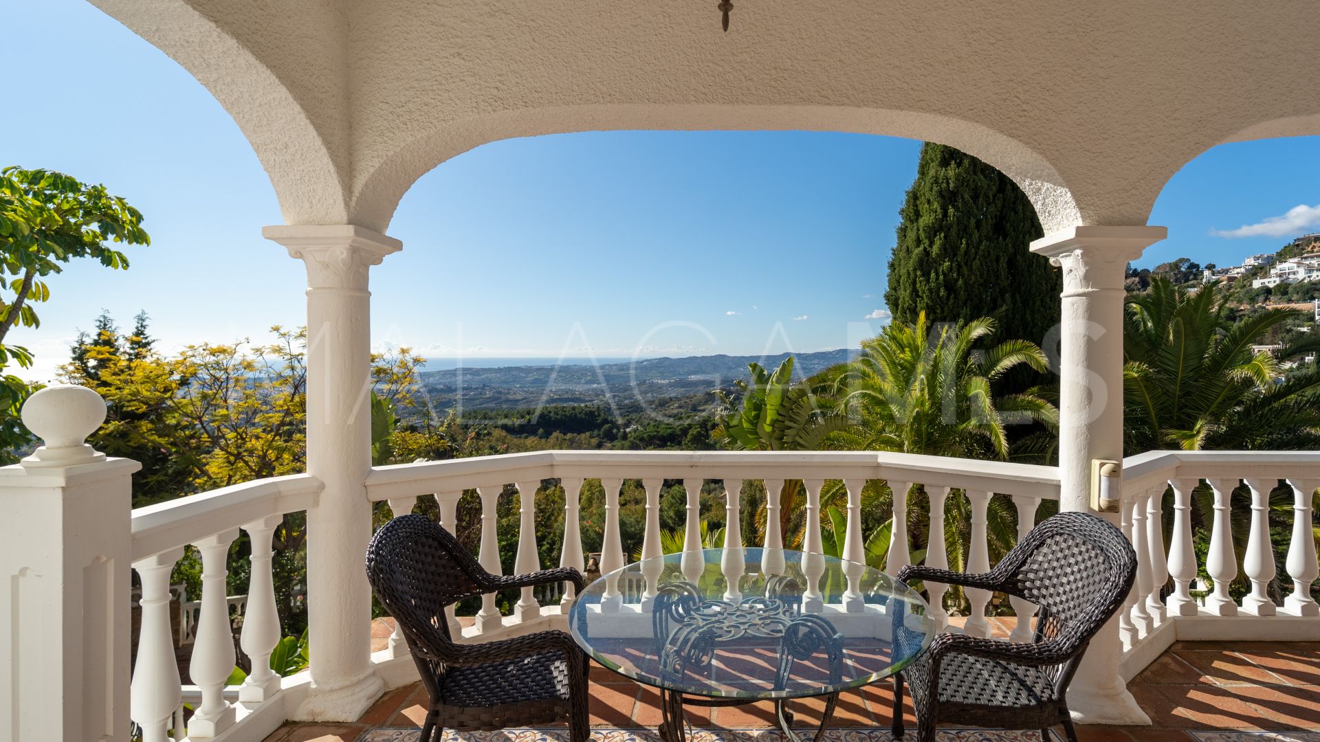 Villa for sale in Mijas