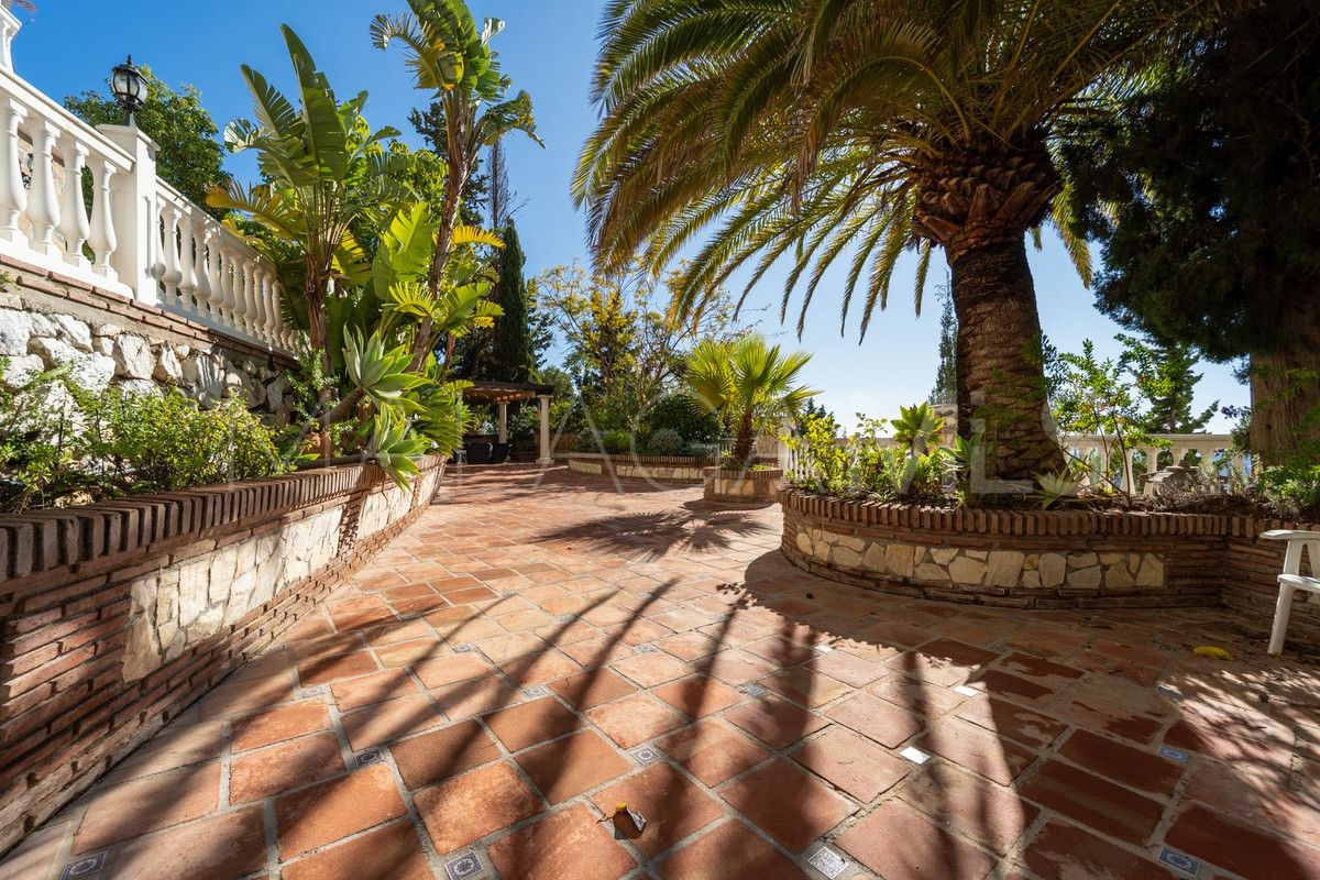Villa for sale in Mijas
